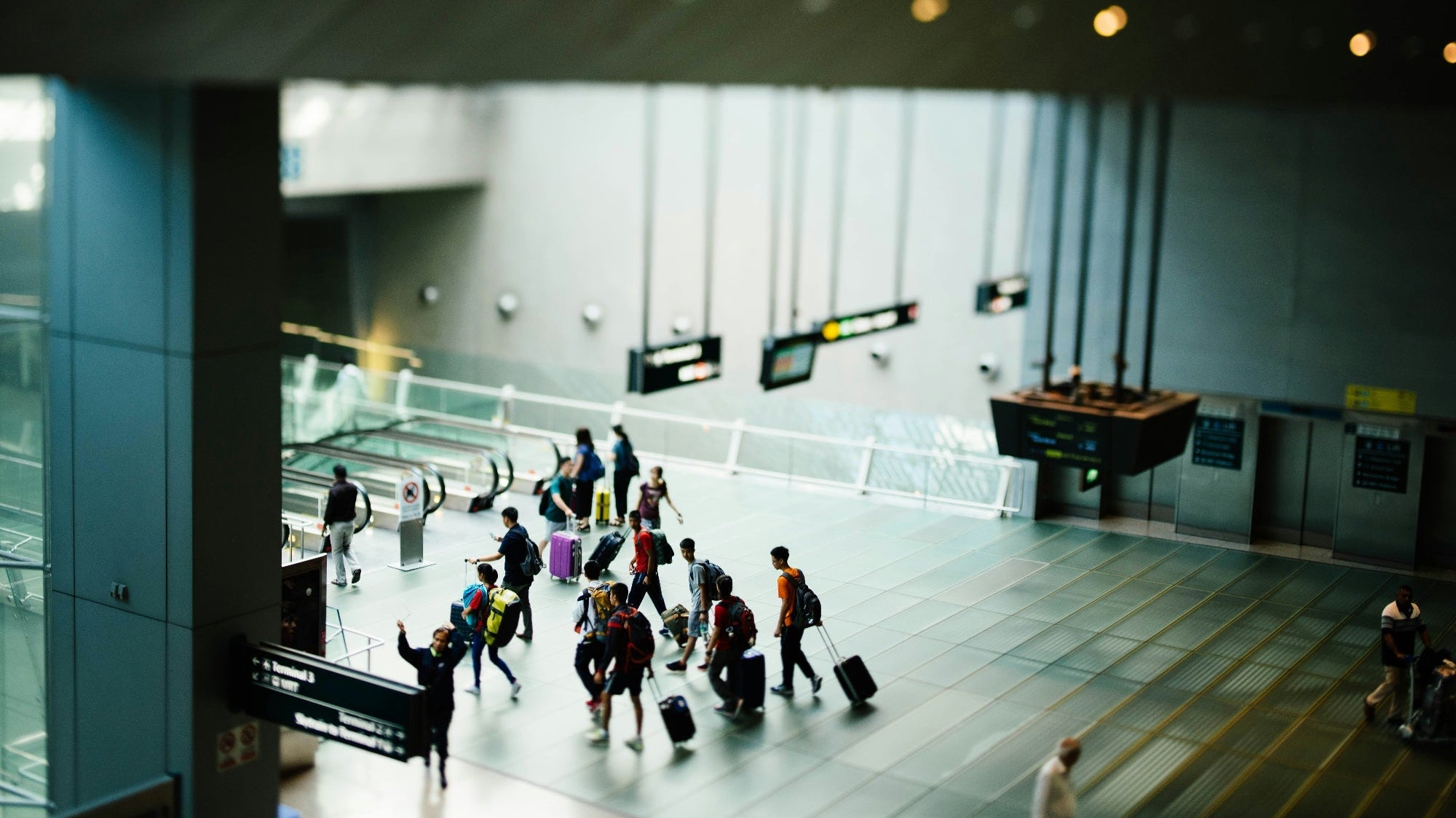 How To Keep Your Tech Essentials Safe on Flight
