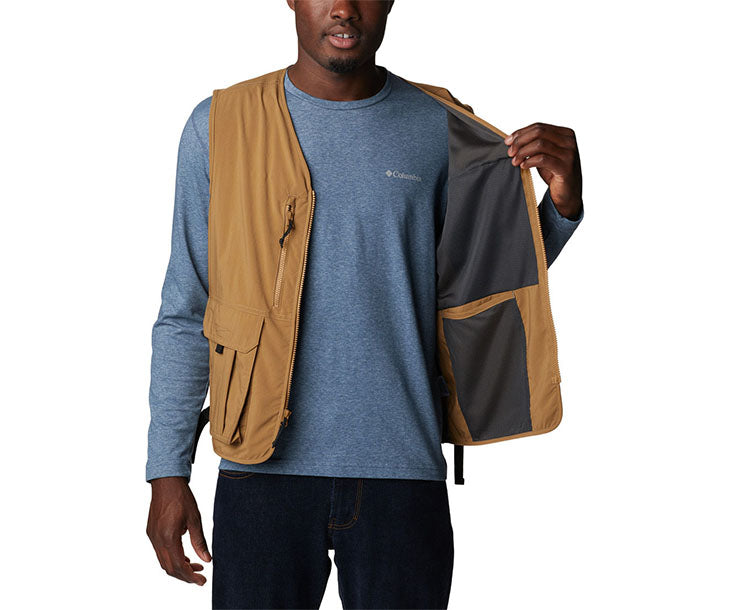 COLUMBIA SPORTSWEARMen's Silver Ridge Utility Vest Outerwear