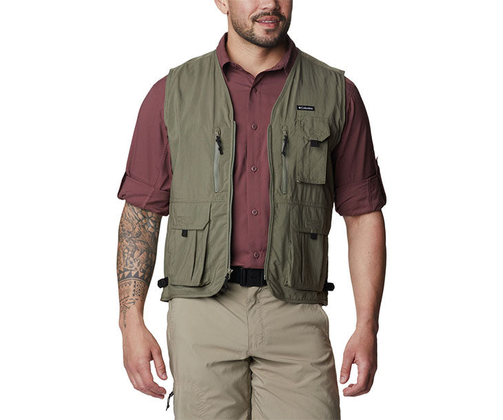 COLUMBIA SPORTSWEARMen's Silver Ridge Utility Vest Outerwear