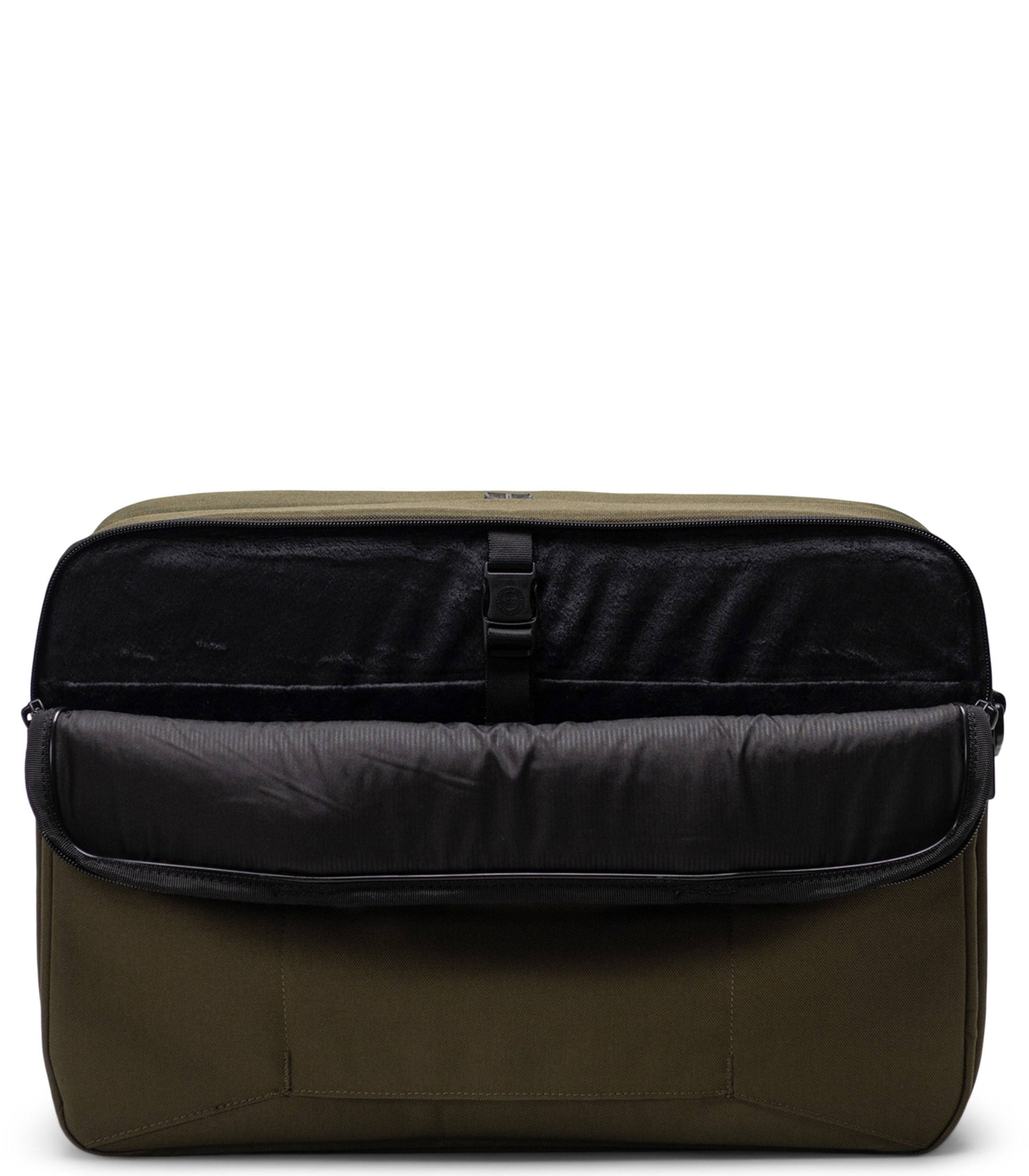 HERSCHELBowen Duffle Tech Duffel