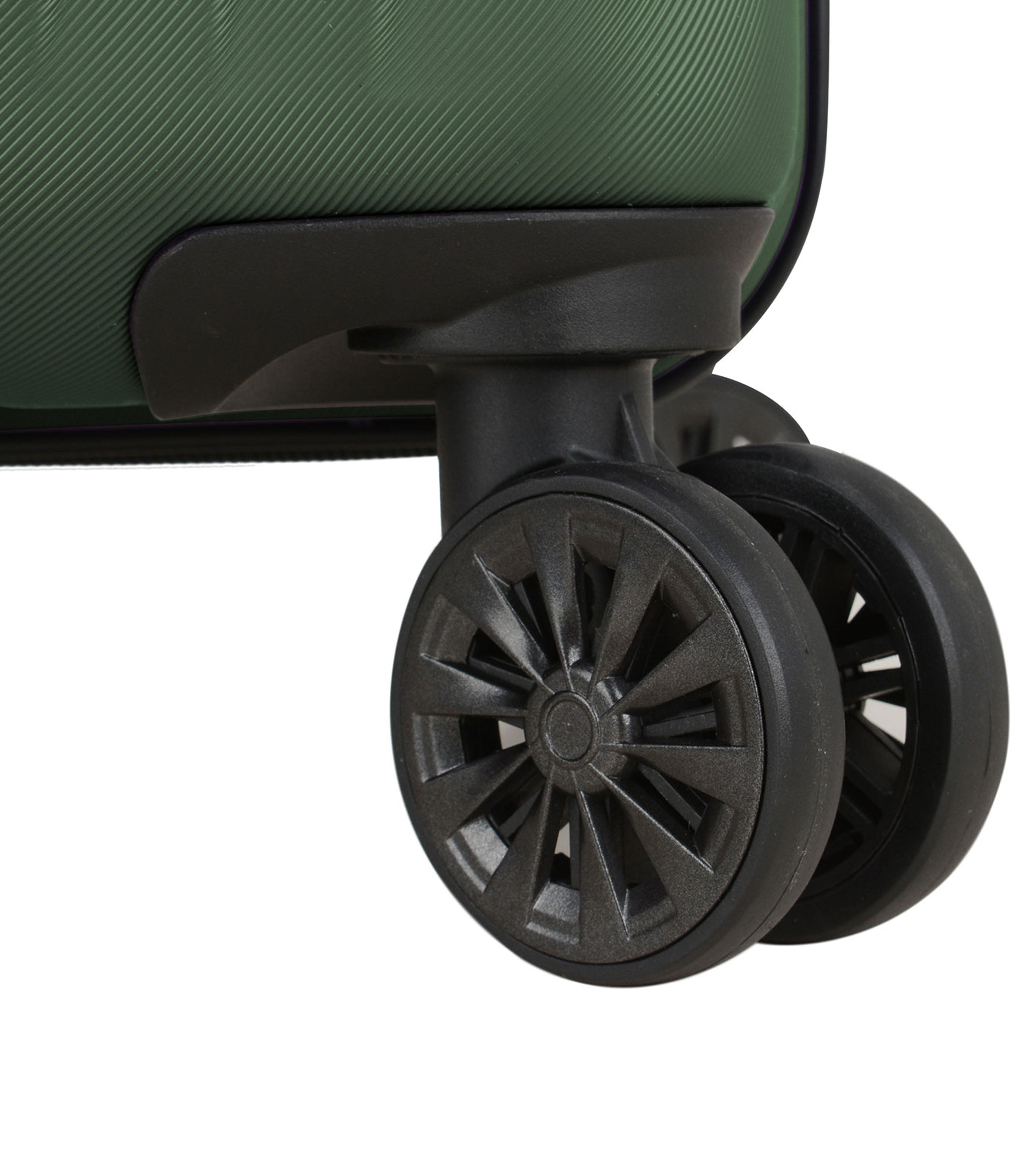 TRAVELERS CHOICEHarbor Ii Hardcase Luggage