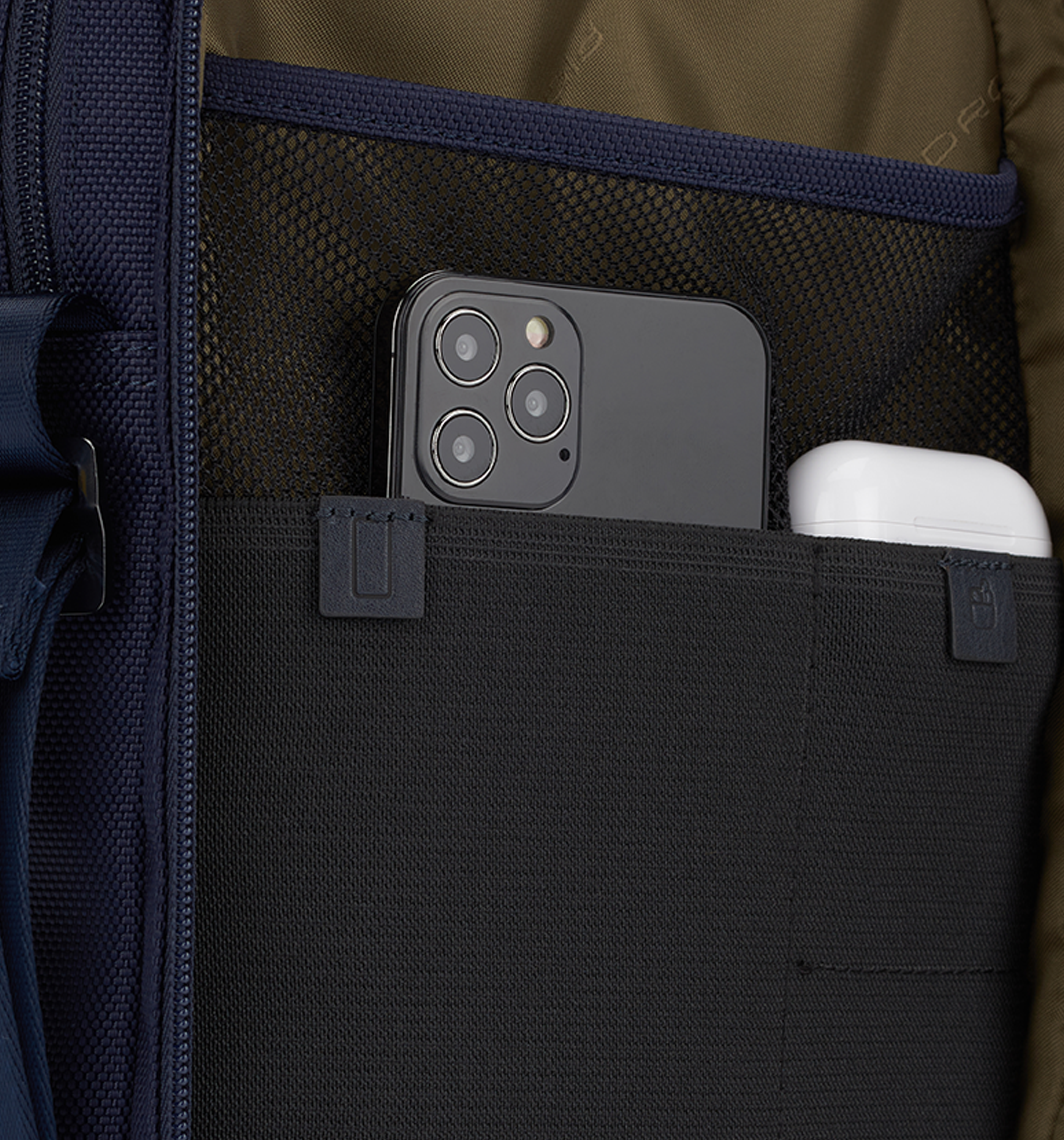 PIQUADROBrief Bag
