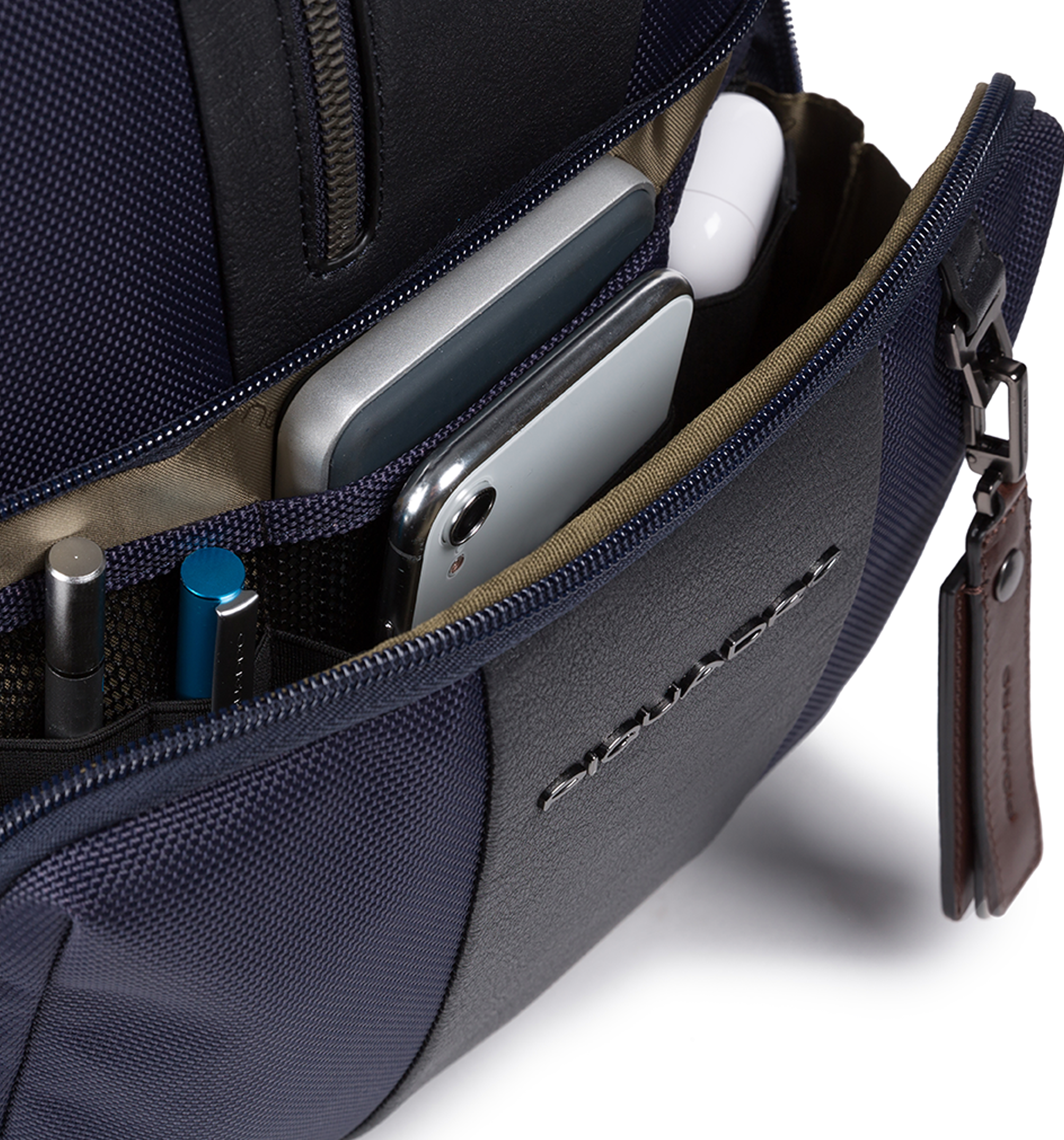 PIQUADROBrief Backpack
