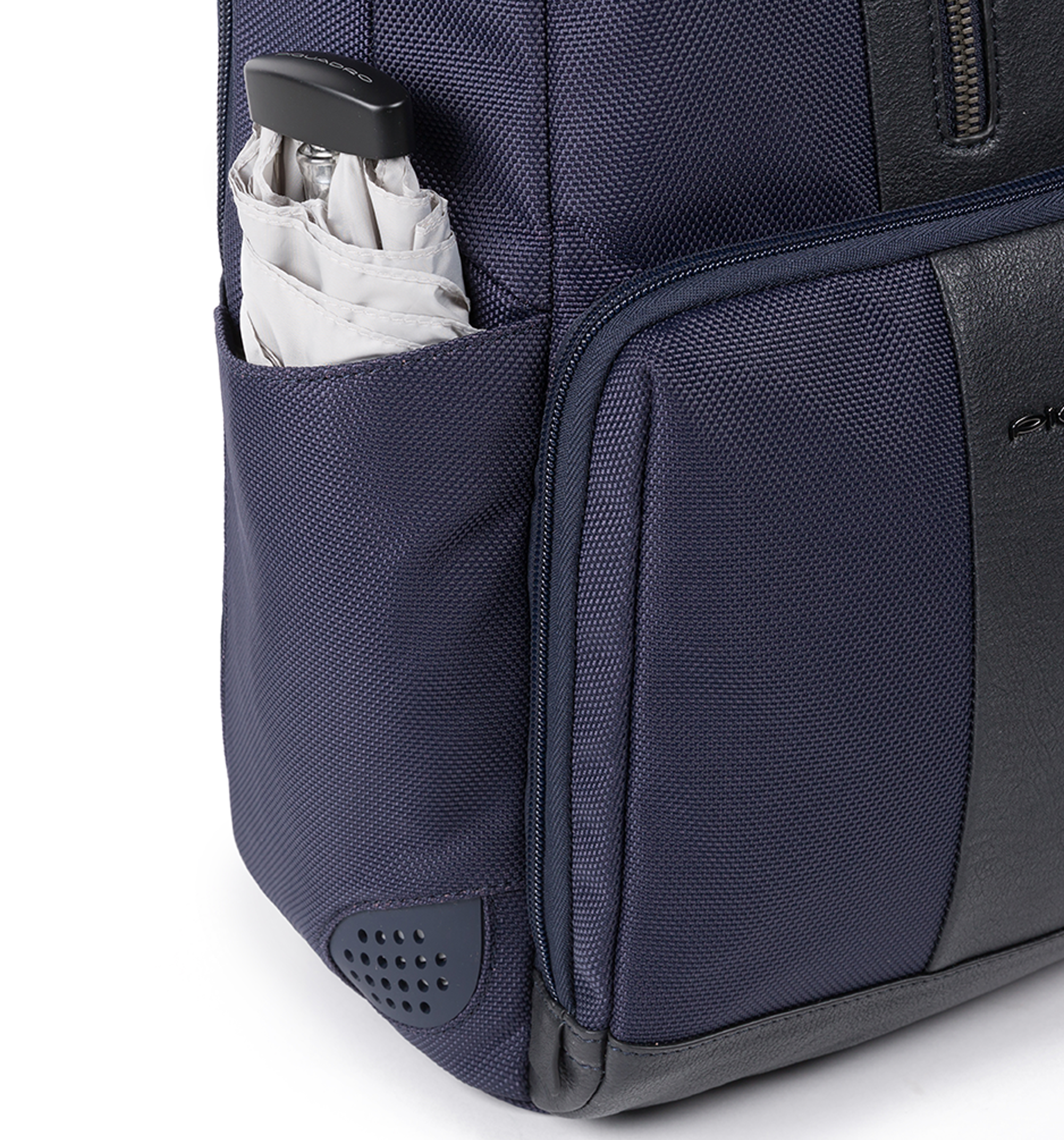 PIQUADROBrief Backpack