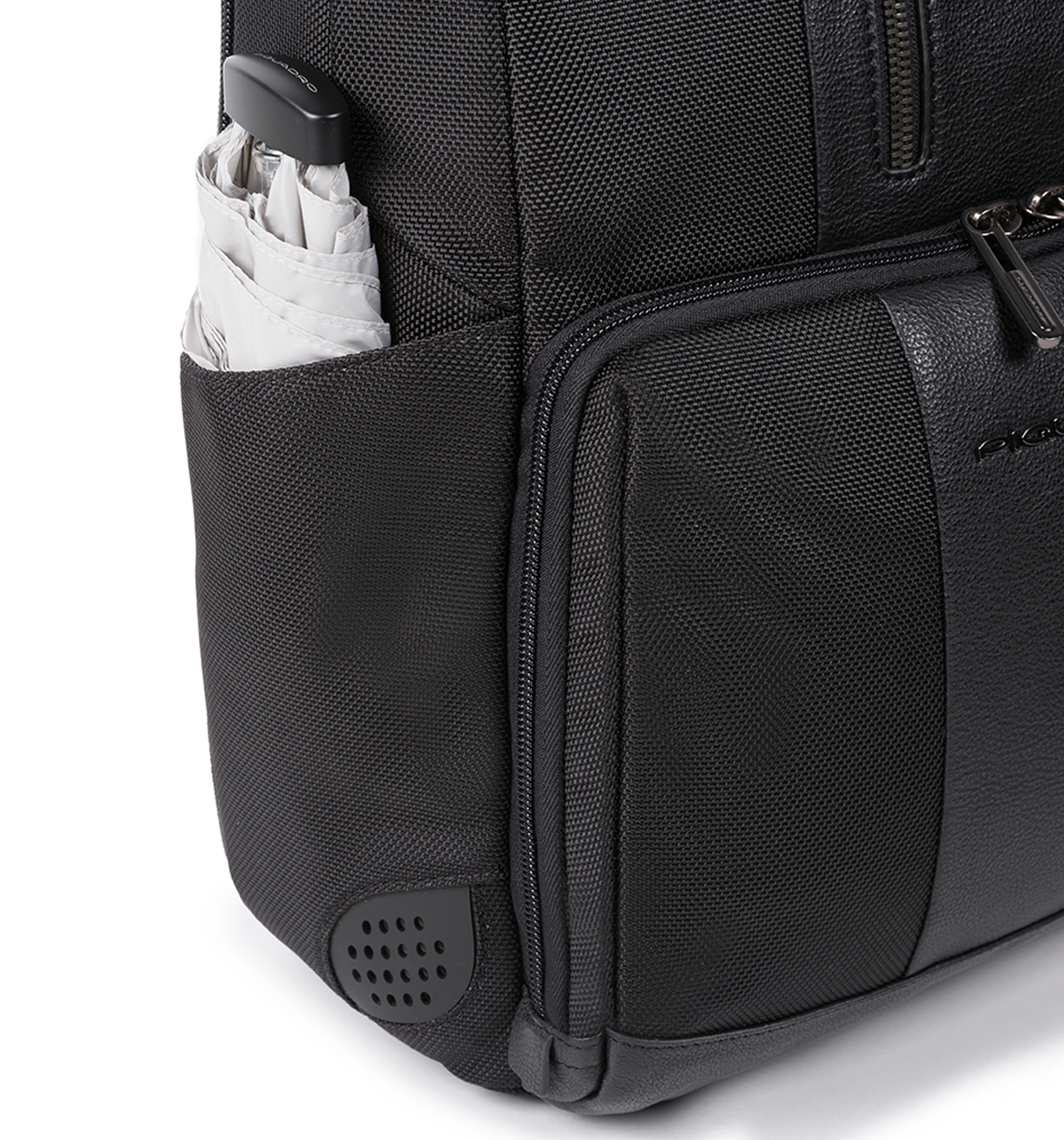PIQUADROBrief Backpack