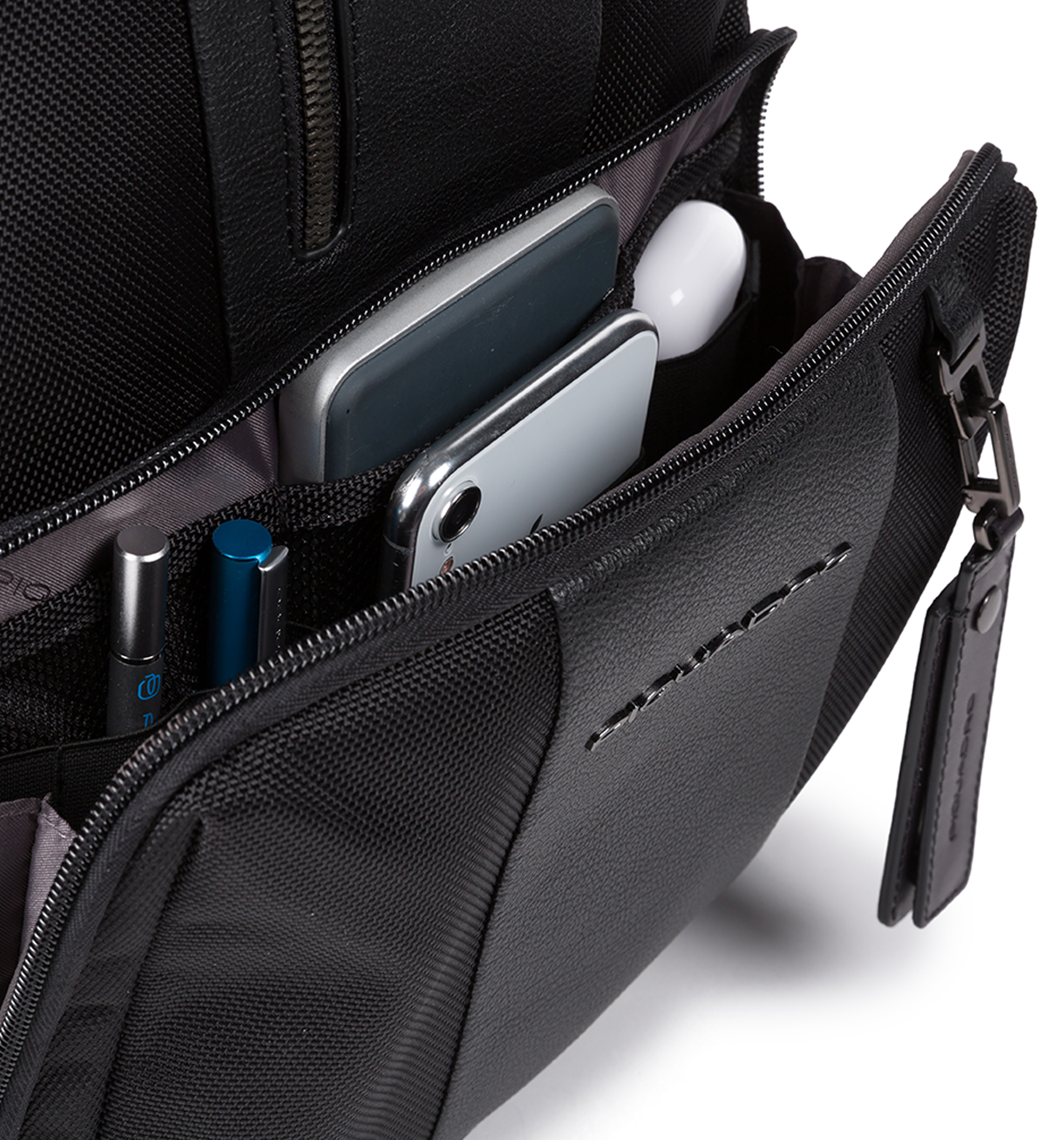 PIQUADROBrief Backpack