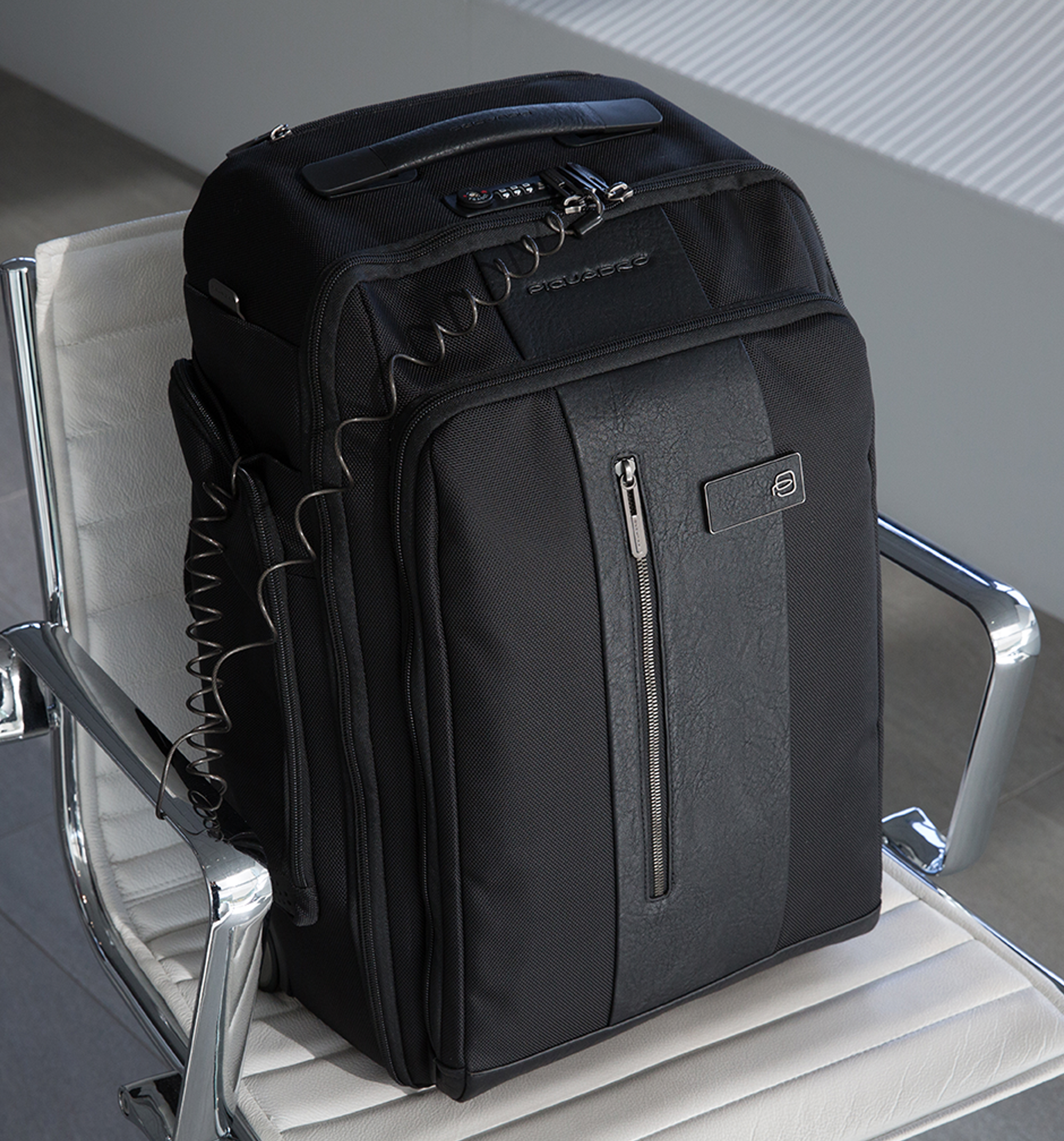 PIQUADROBrief Hardcase Luggage