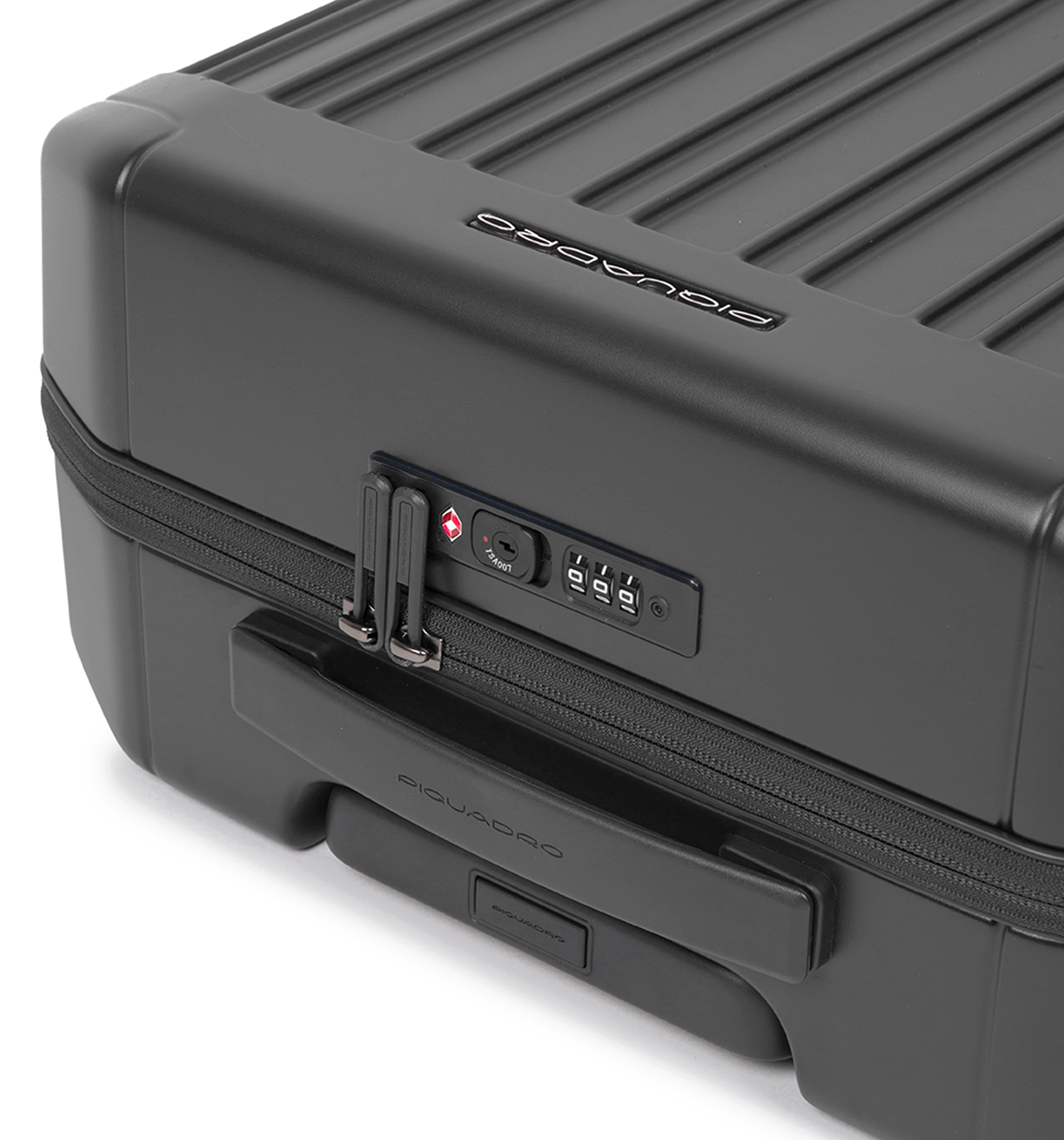 PIQUADROPq Lite Hardcase Luggage