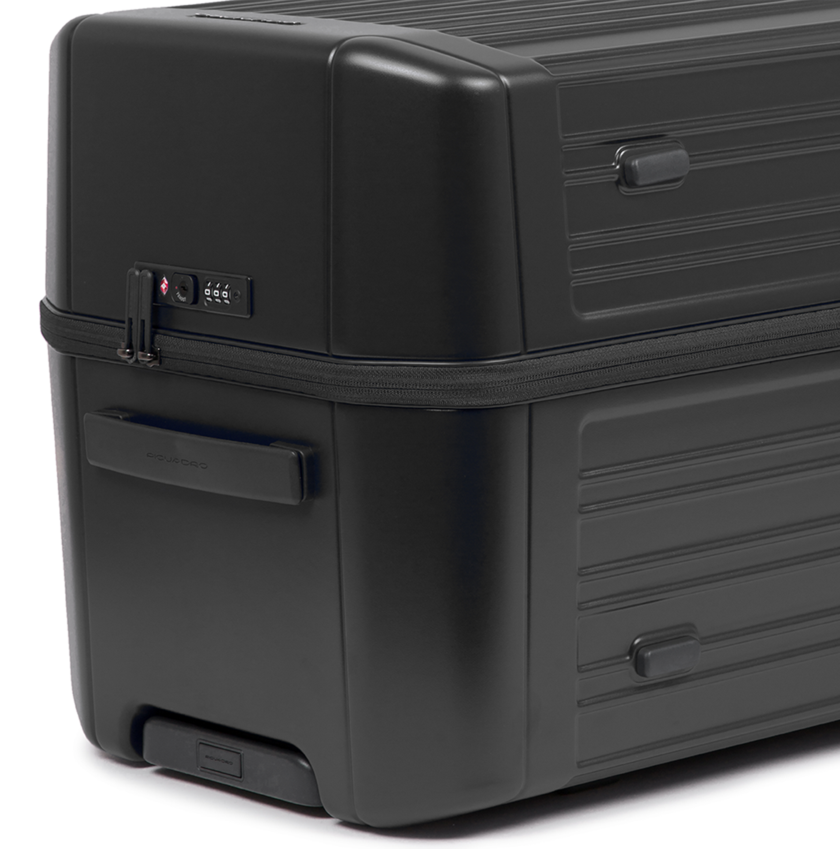 PIQUADROPq Lite Hardcase Luggage
