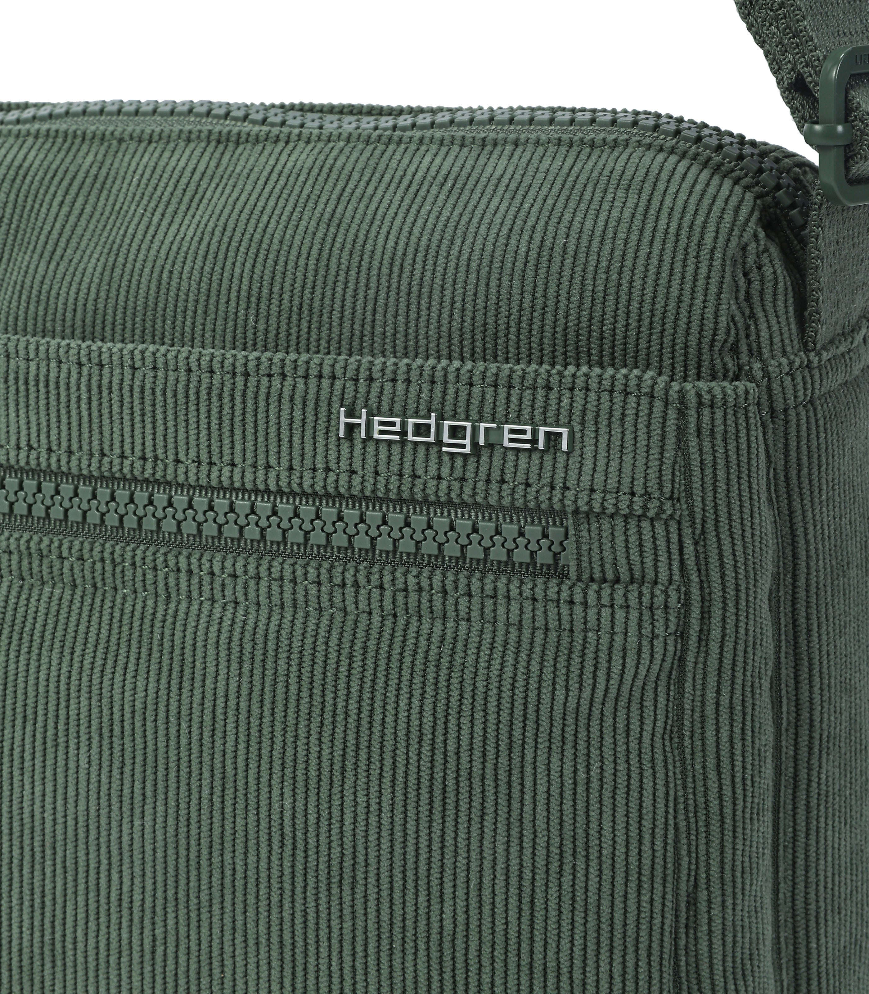 HEDGRENEye M Sling Bag