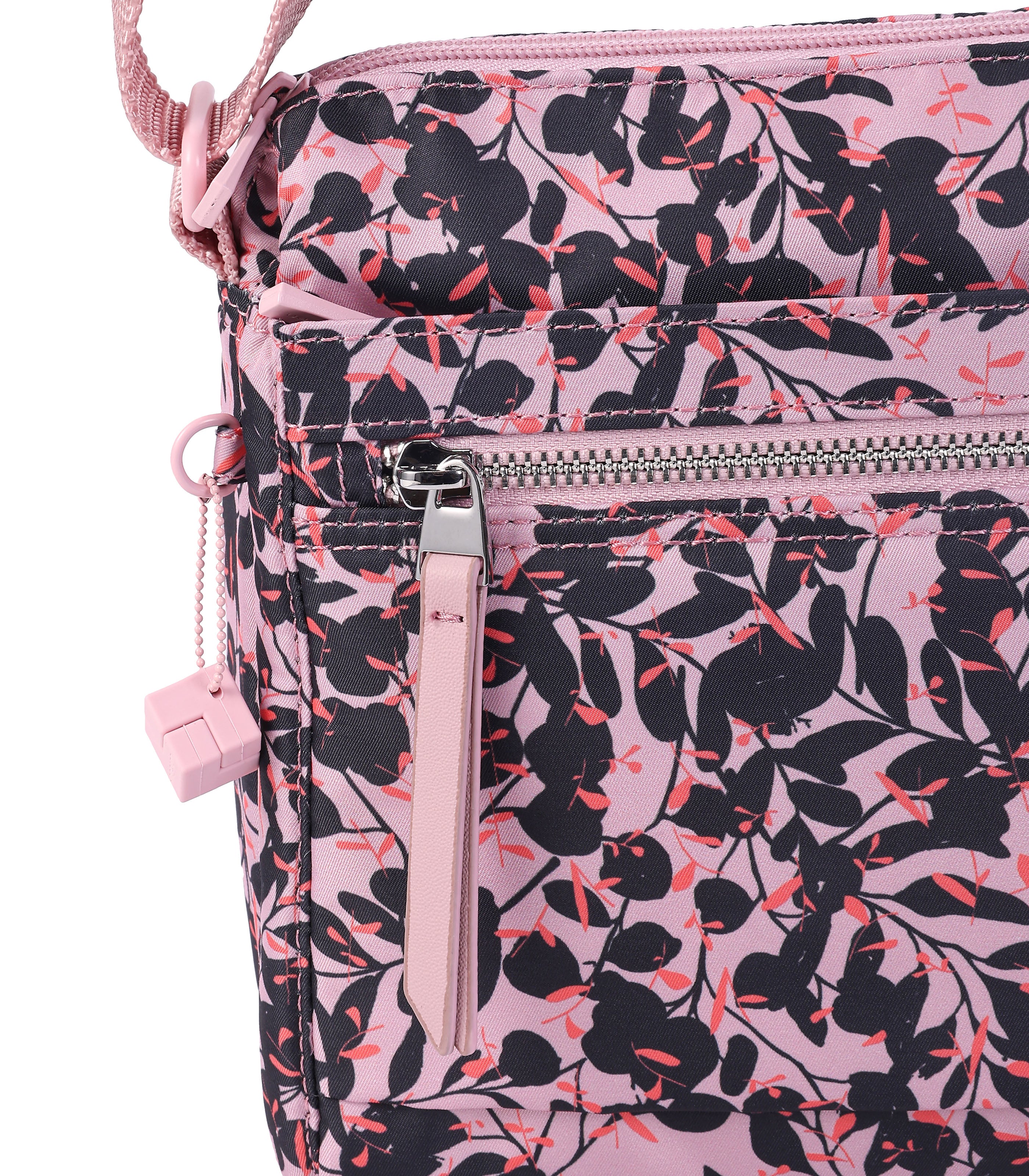 HEDGRENEye M Sling Bag