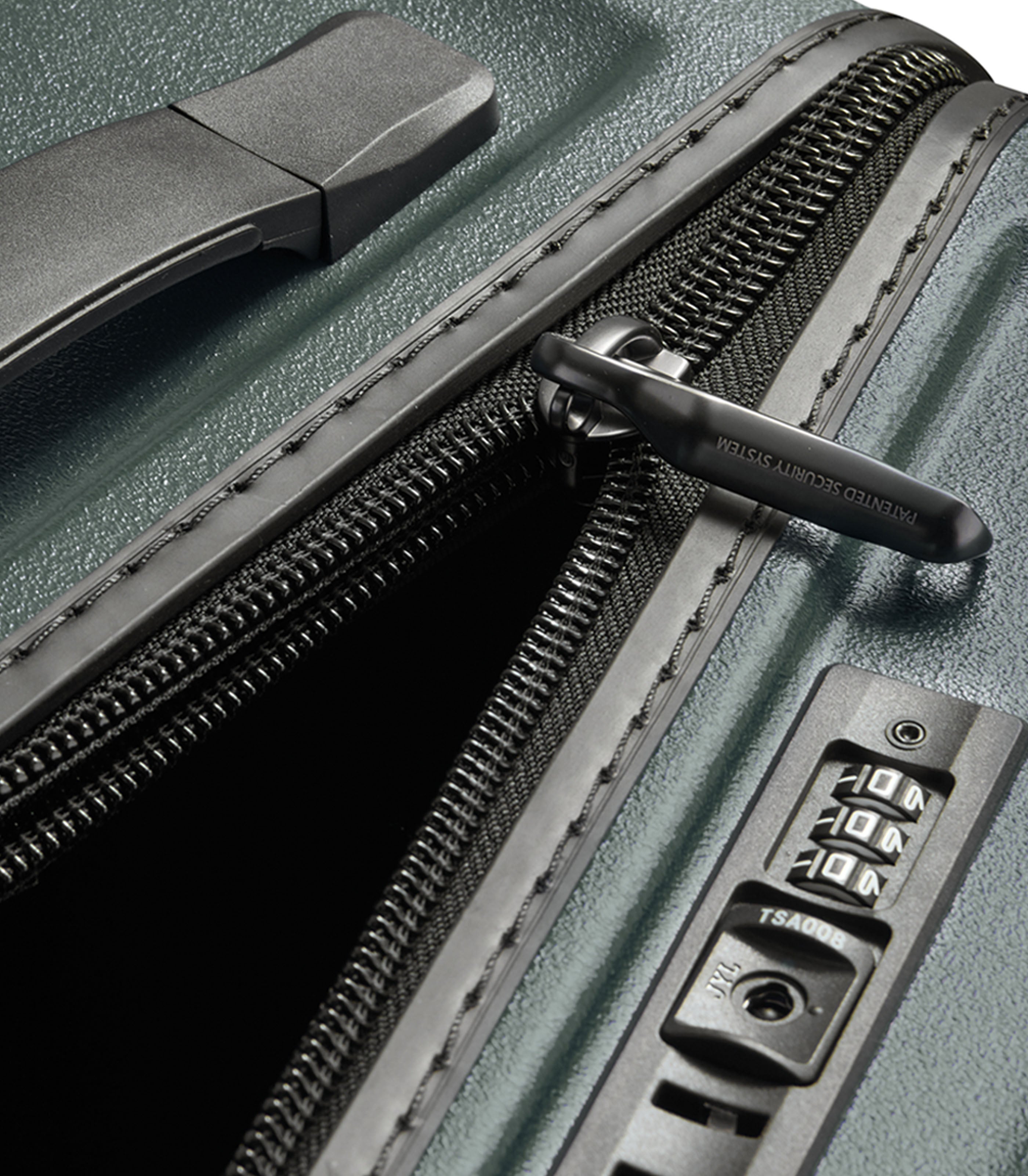 DELSEY PARISTurenne 2.0 Tr Hardcase Luggage
