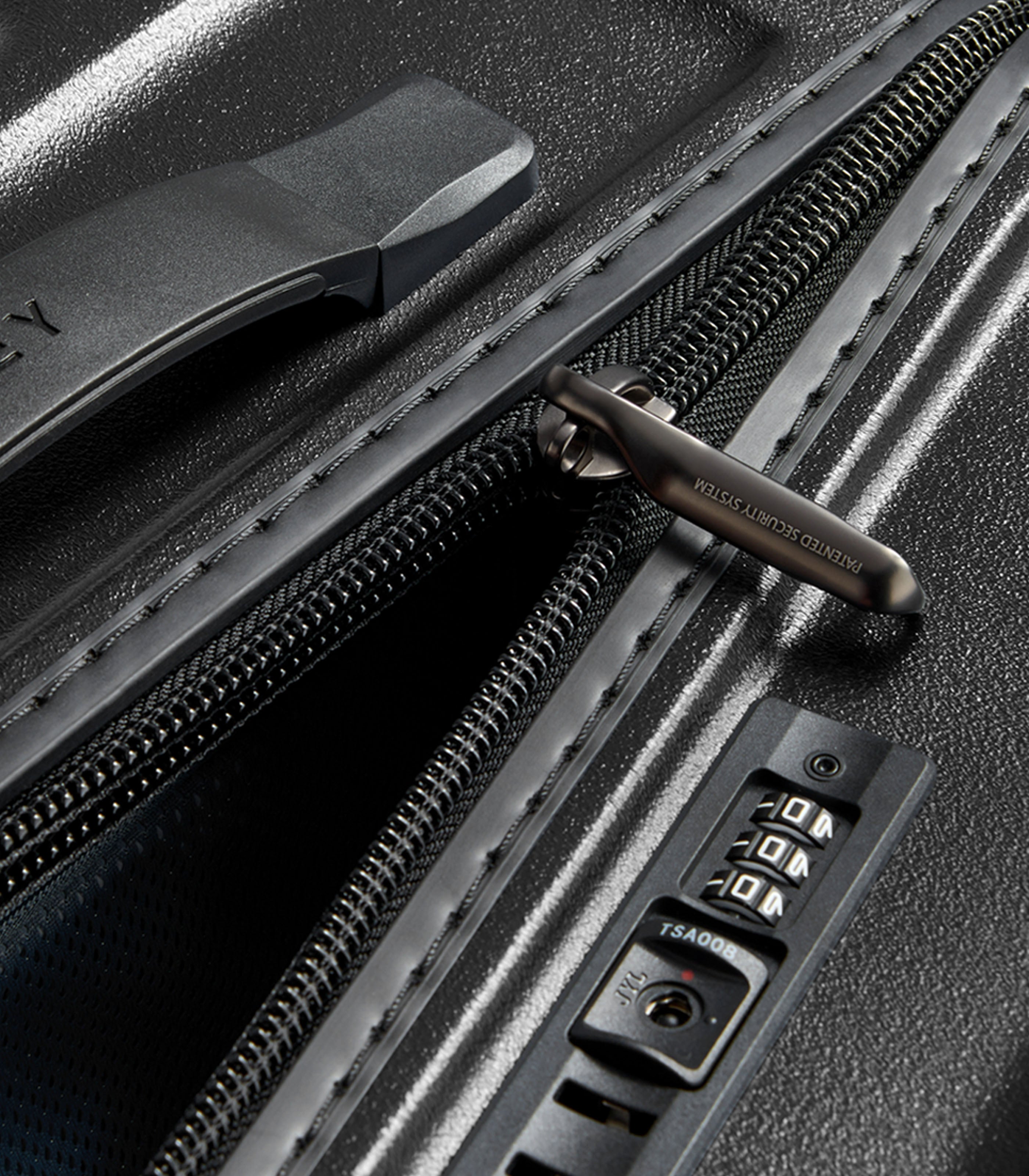 DELSEY PARISTurenne 2.0 Hardcase Luggage