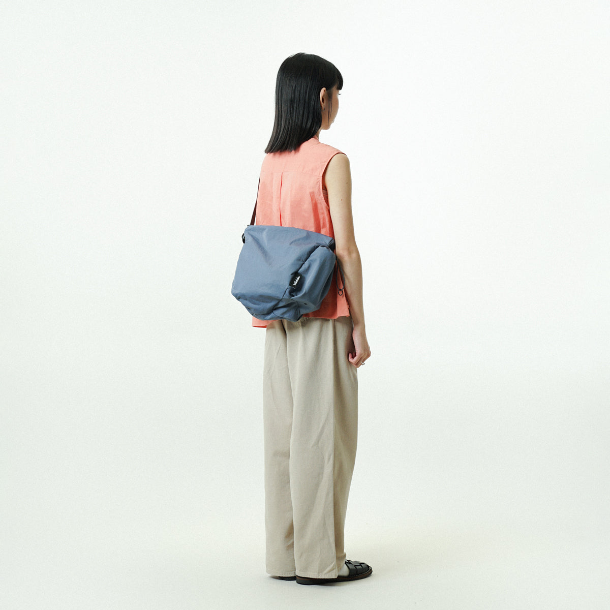 HELLOLULURea Sling Bag