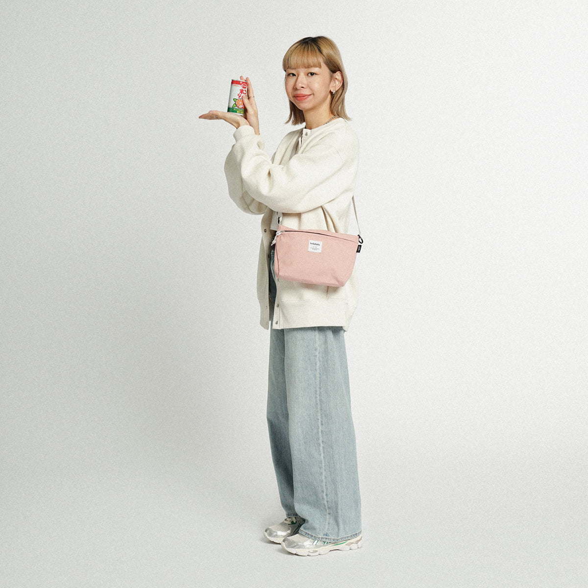 HELLOLULUCana Sling Bag