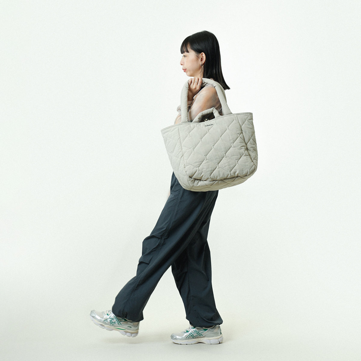 HELLOLULUKura Shoulder Bag