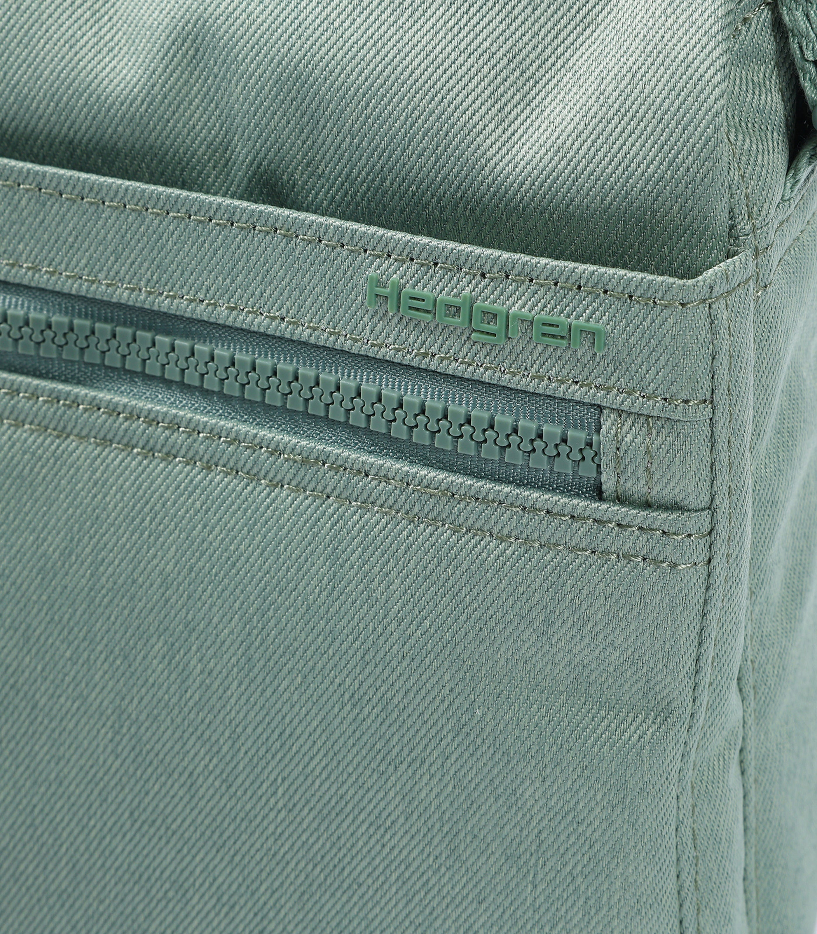 HEDGRENEye Sling Bag