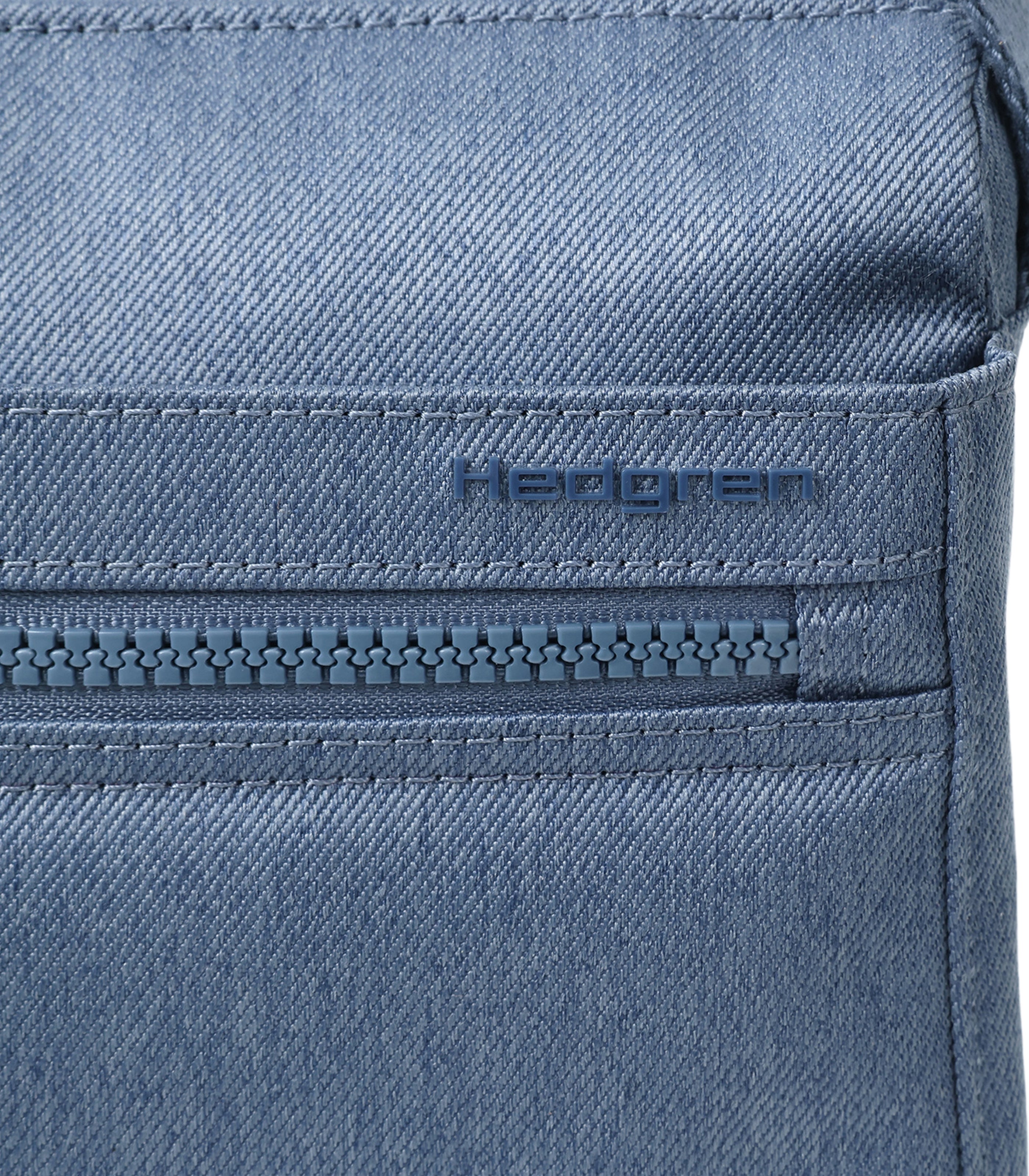 HEDGRENEye M Sling Bag
