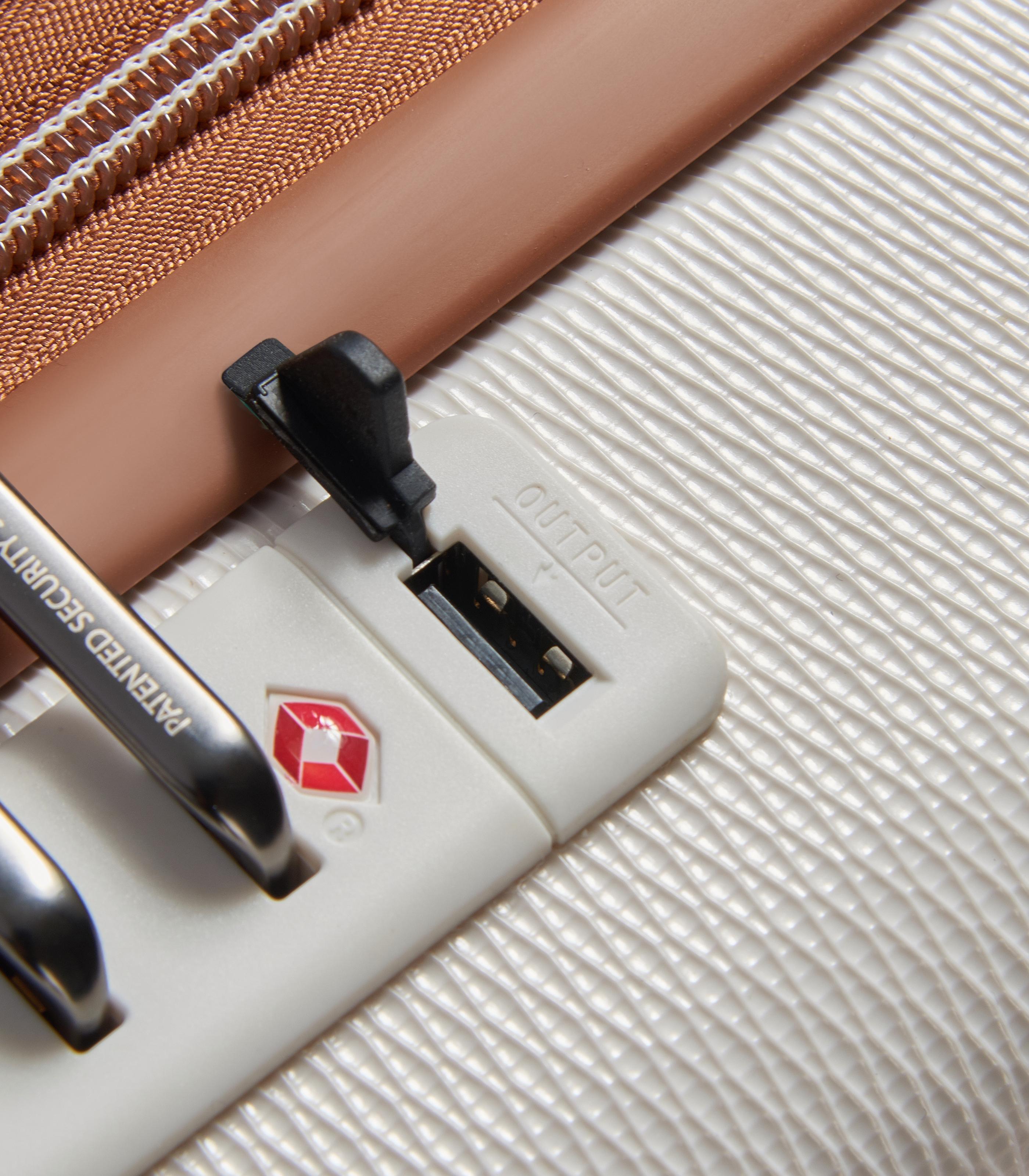DELSEY PARISChatelet Air 2.0 Hardcase Luggage