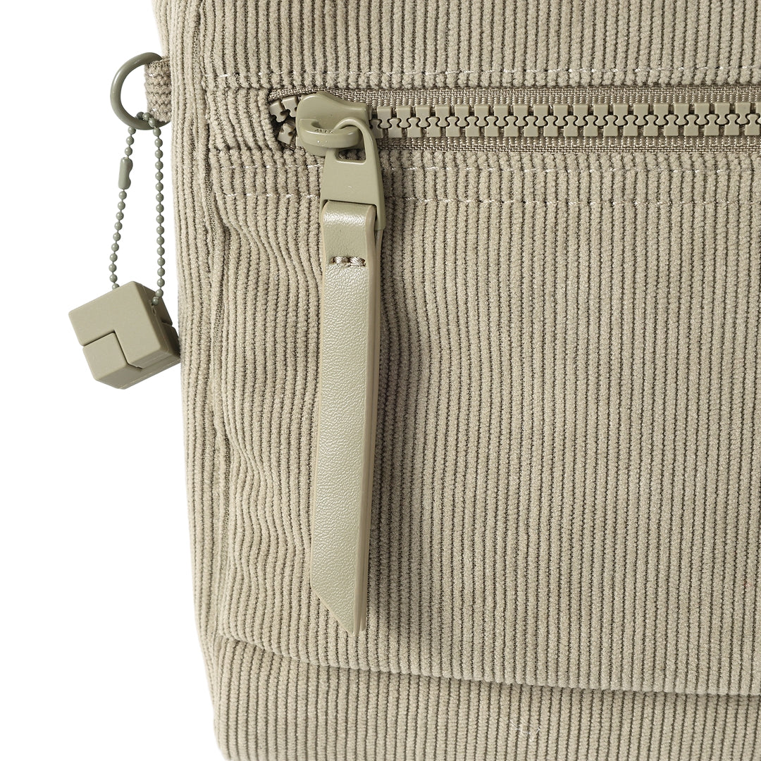 HEDGRENEye M Crossbody/Sling/Messenger