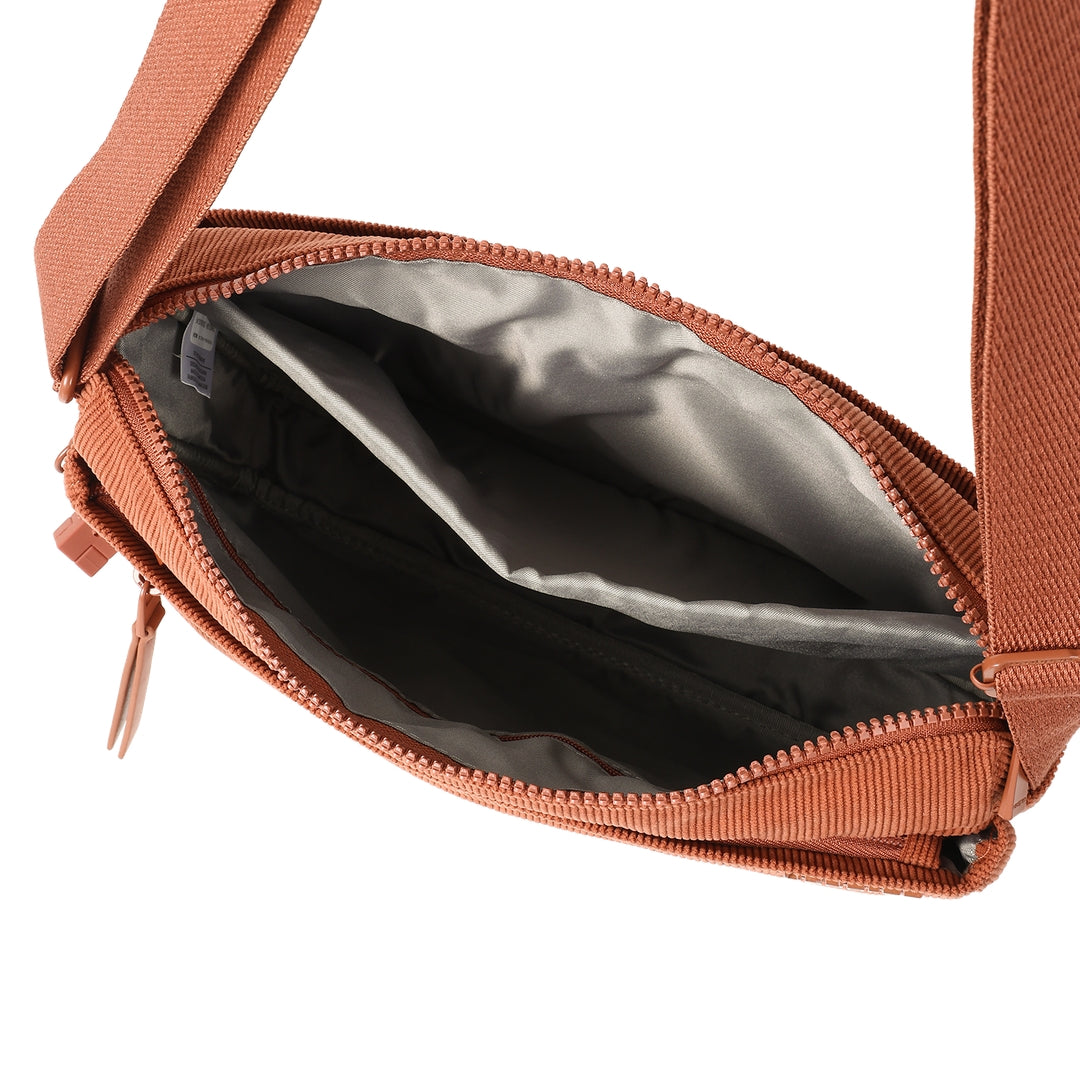 HEDGRENEye M Crossbody/Sling/Messenger