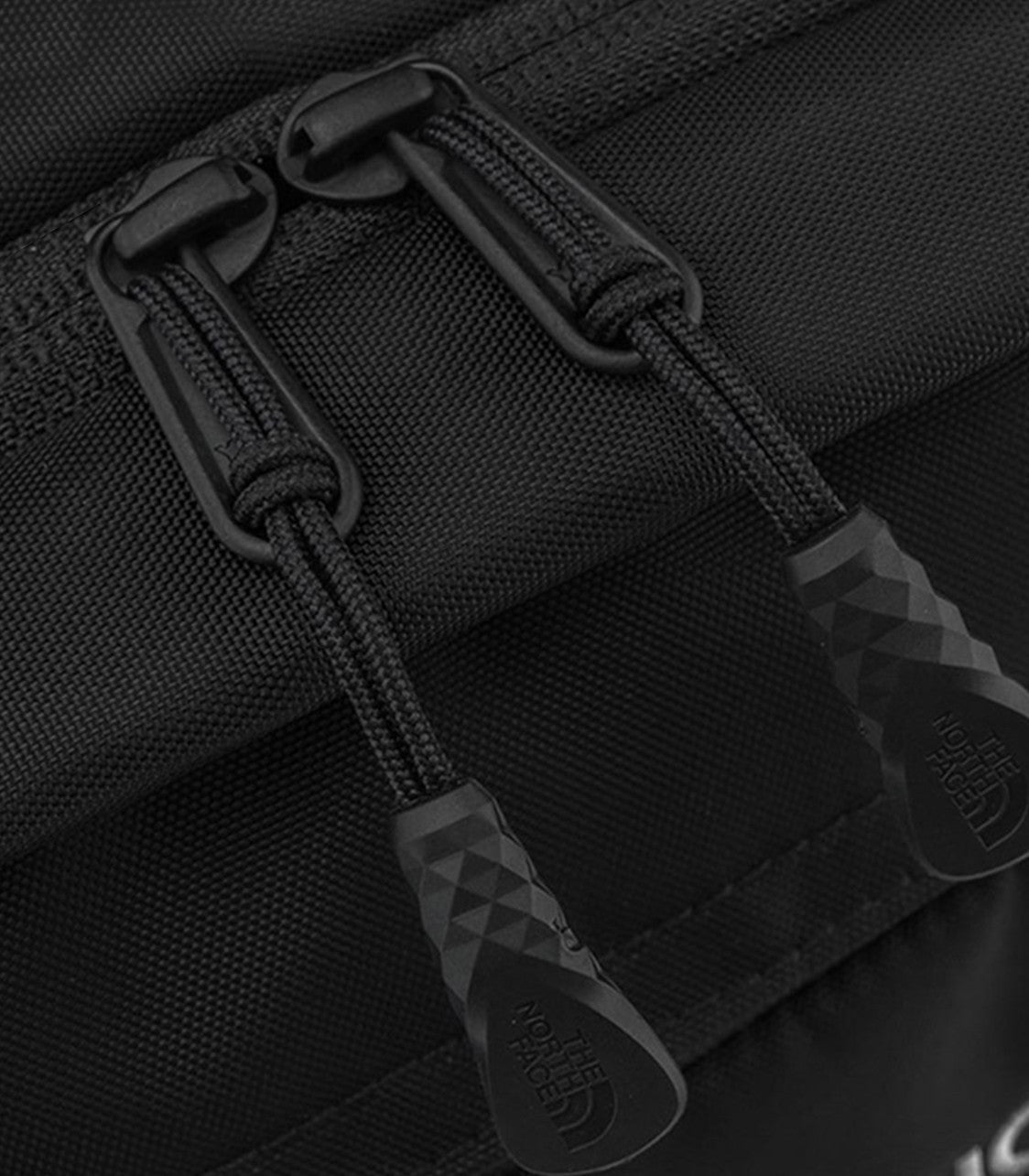 THE NORTH FACERouter Backpack