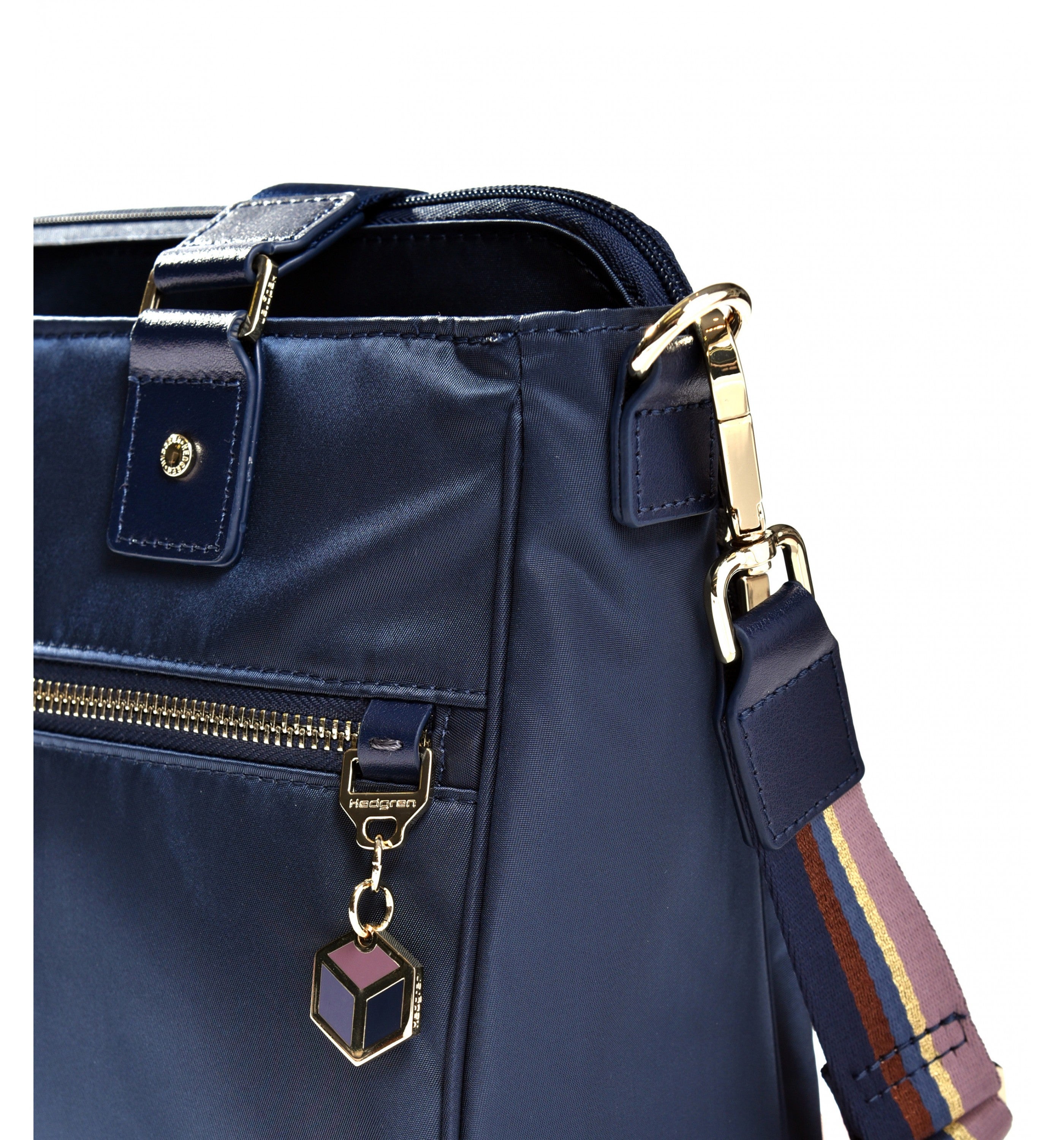 HEDGRENAppeal Shoulder Bag
