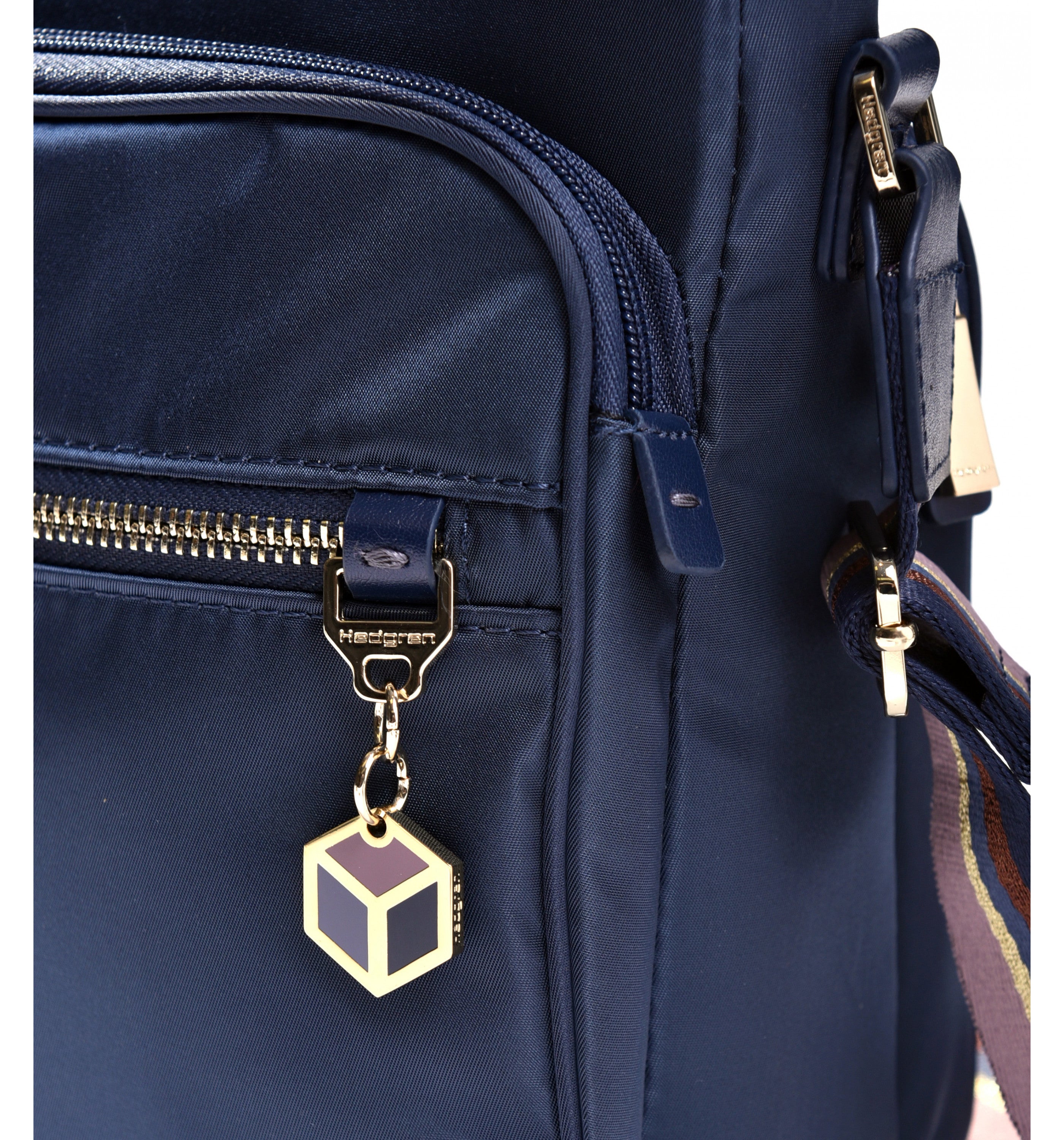 HEDGRENMagical M Sling Bag