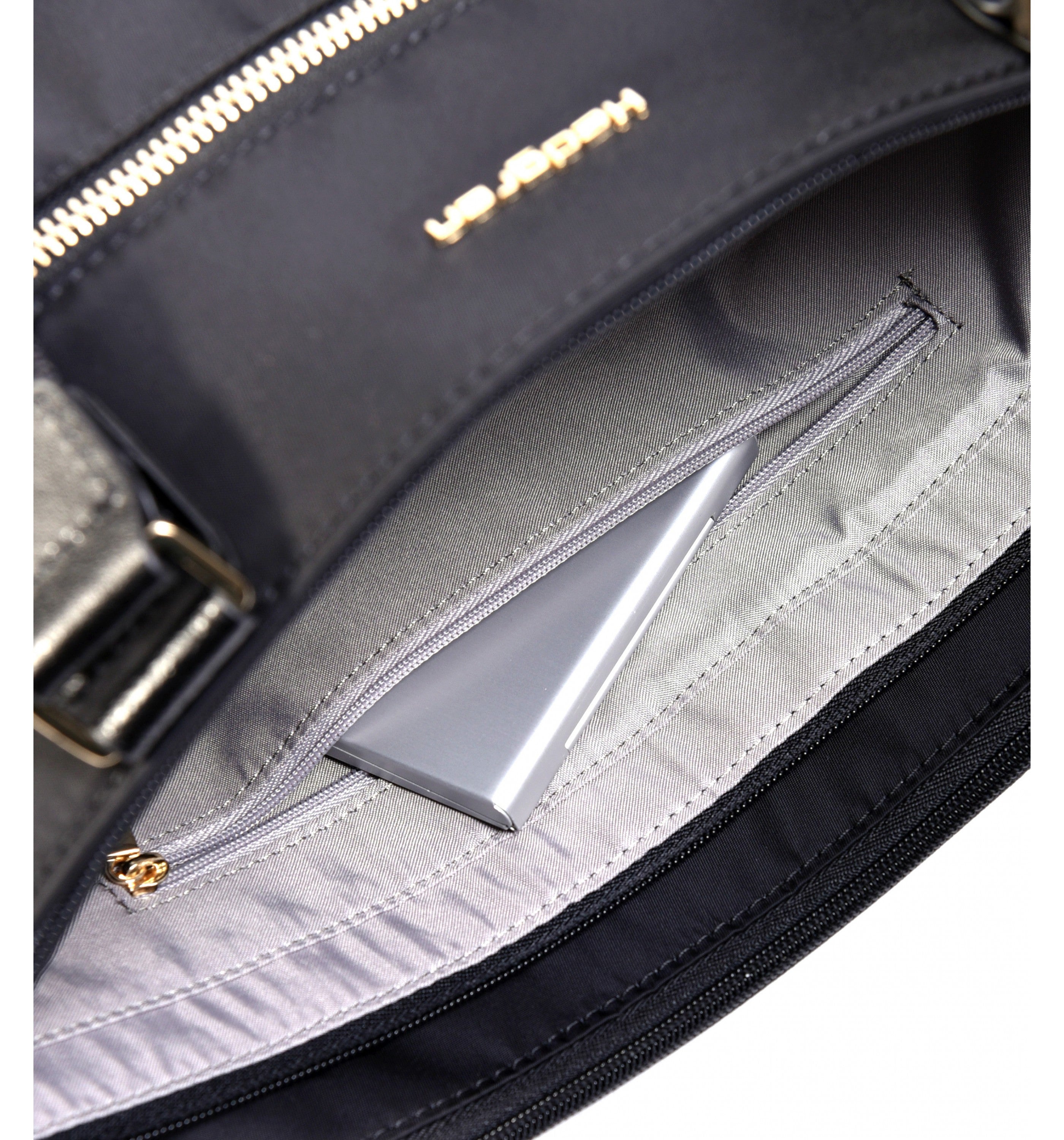 HEDGRENAppeal Shoulder Bag
