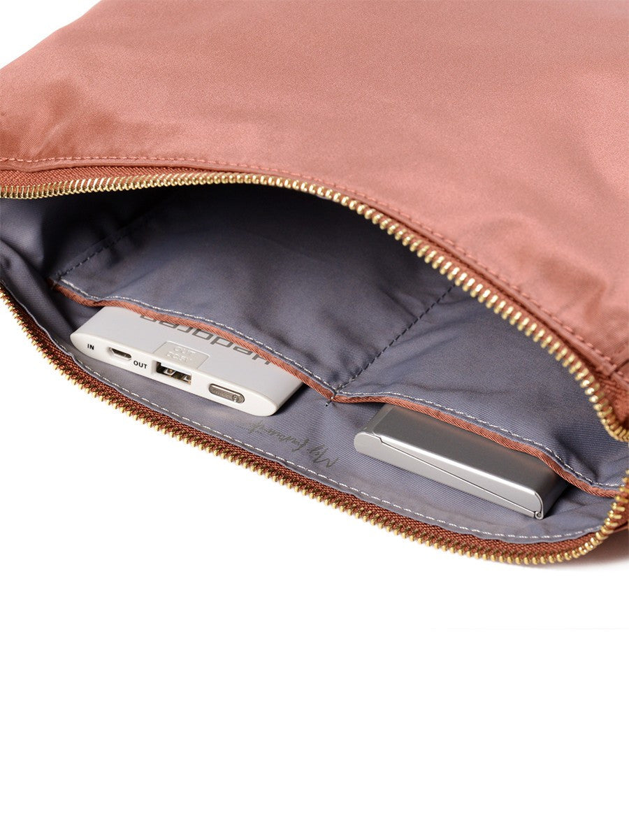 HEDGRENReflect Shoulder Bag