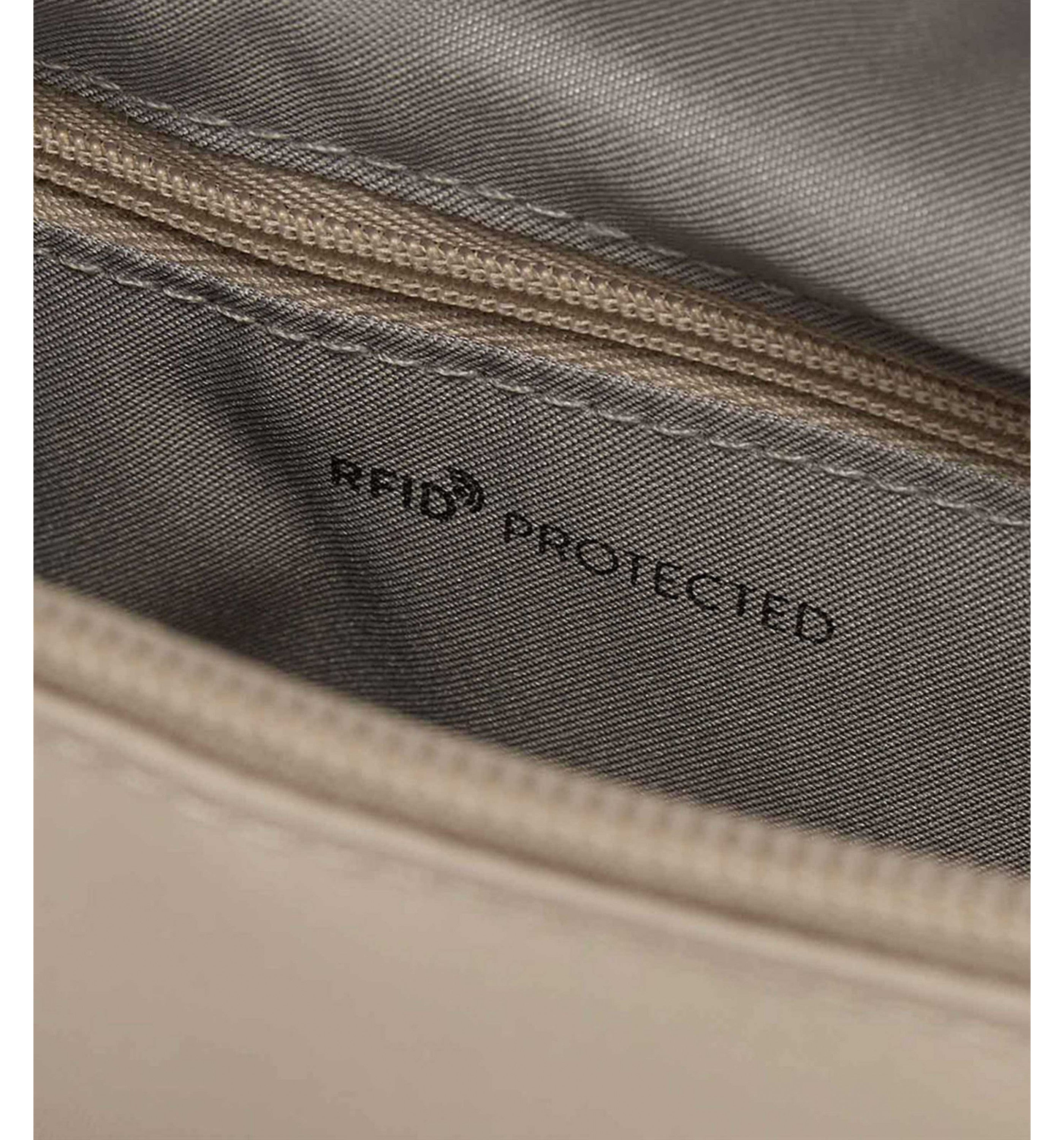 HEDGRENEye M Sling Bag