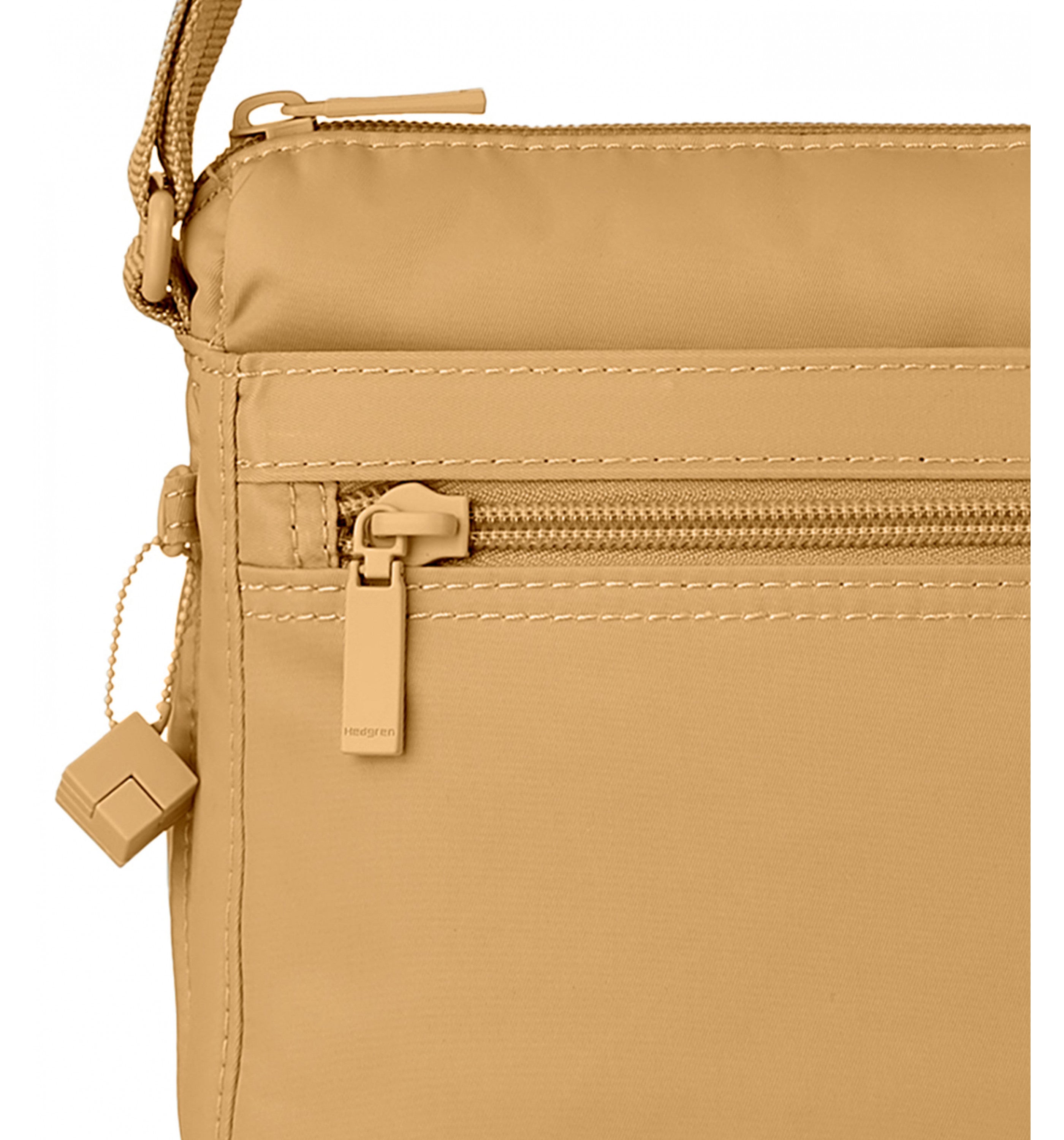 HEDGRENEye M Sling Bag