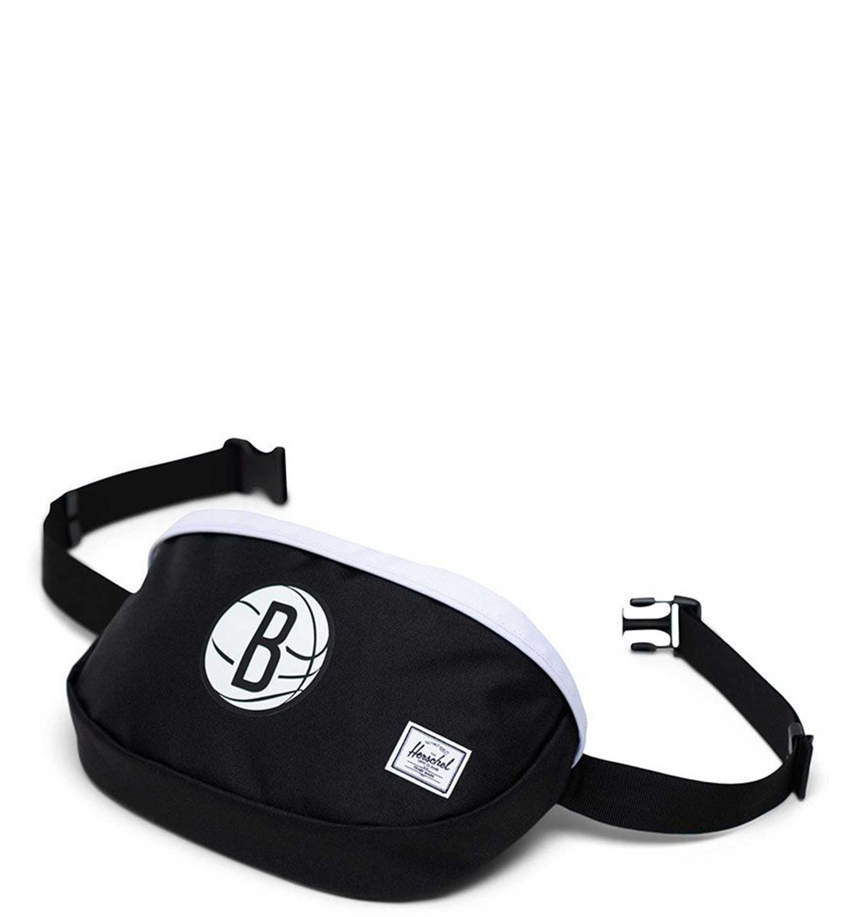 HERSCHELSixteen Superfan Accessories