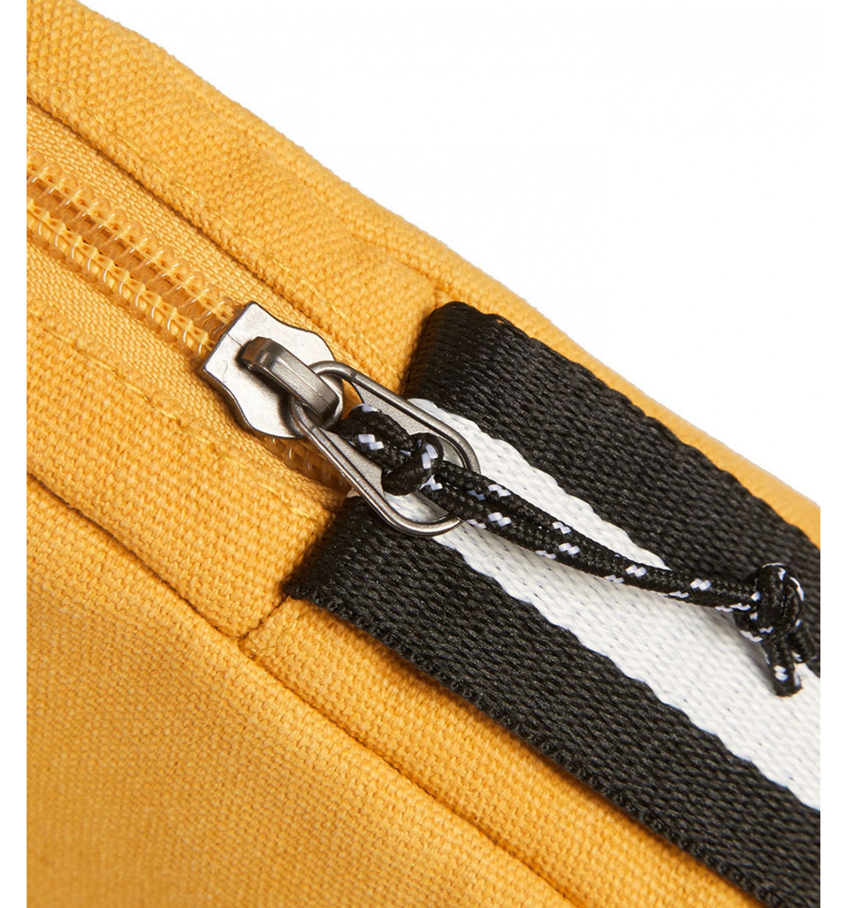 TRAVELONCoastal RFID-Blocking Mini Crossbody