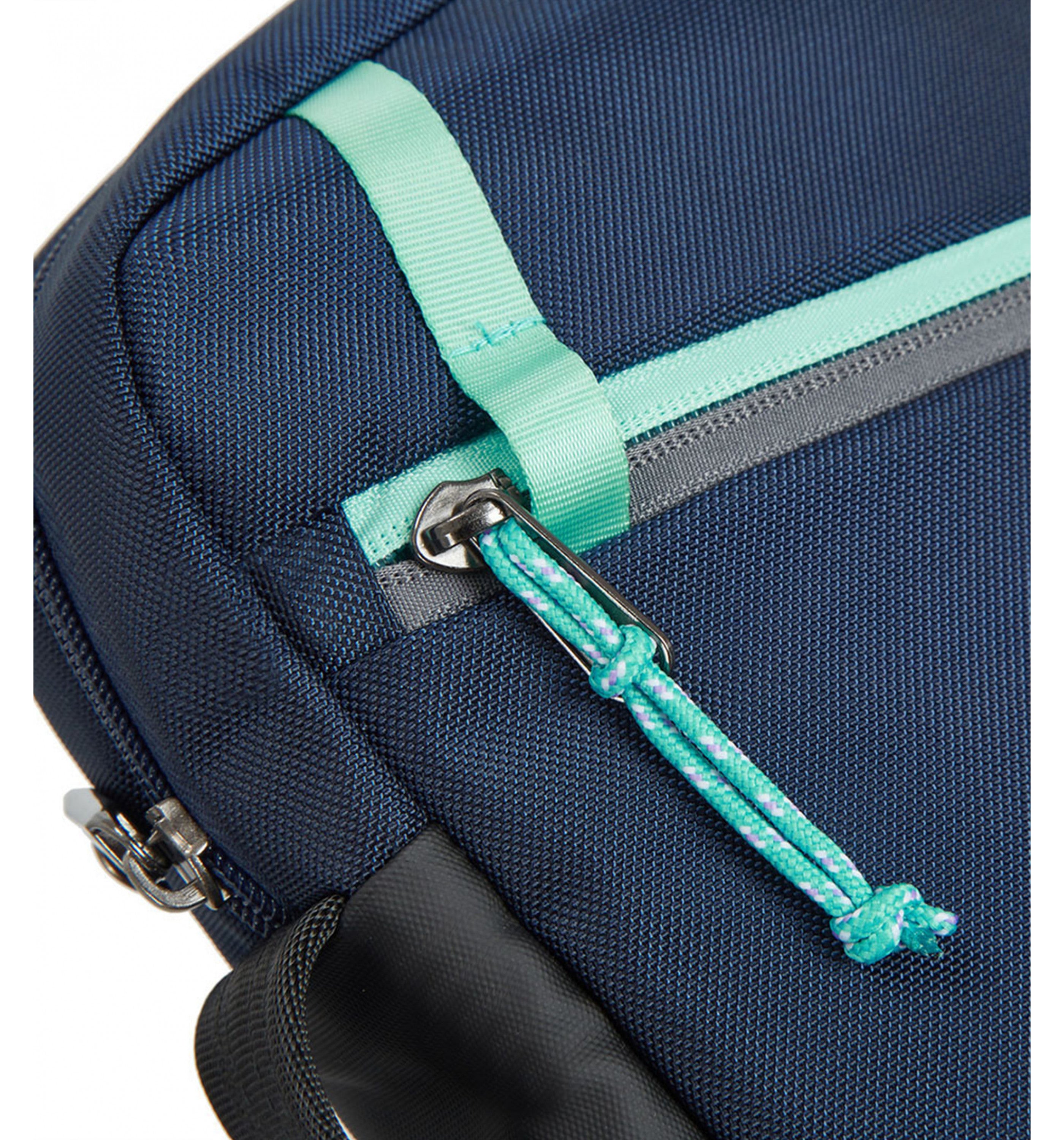 TRAVELONAnti-Theft Greenlander Small Crossbody