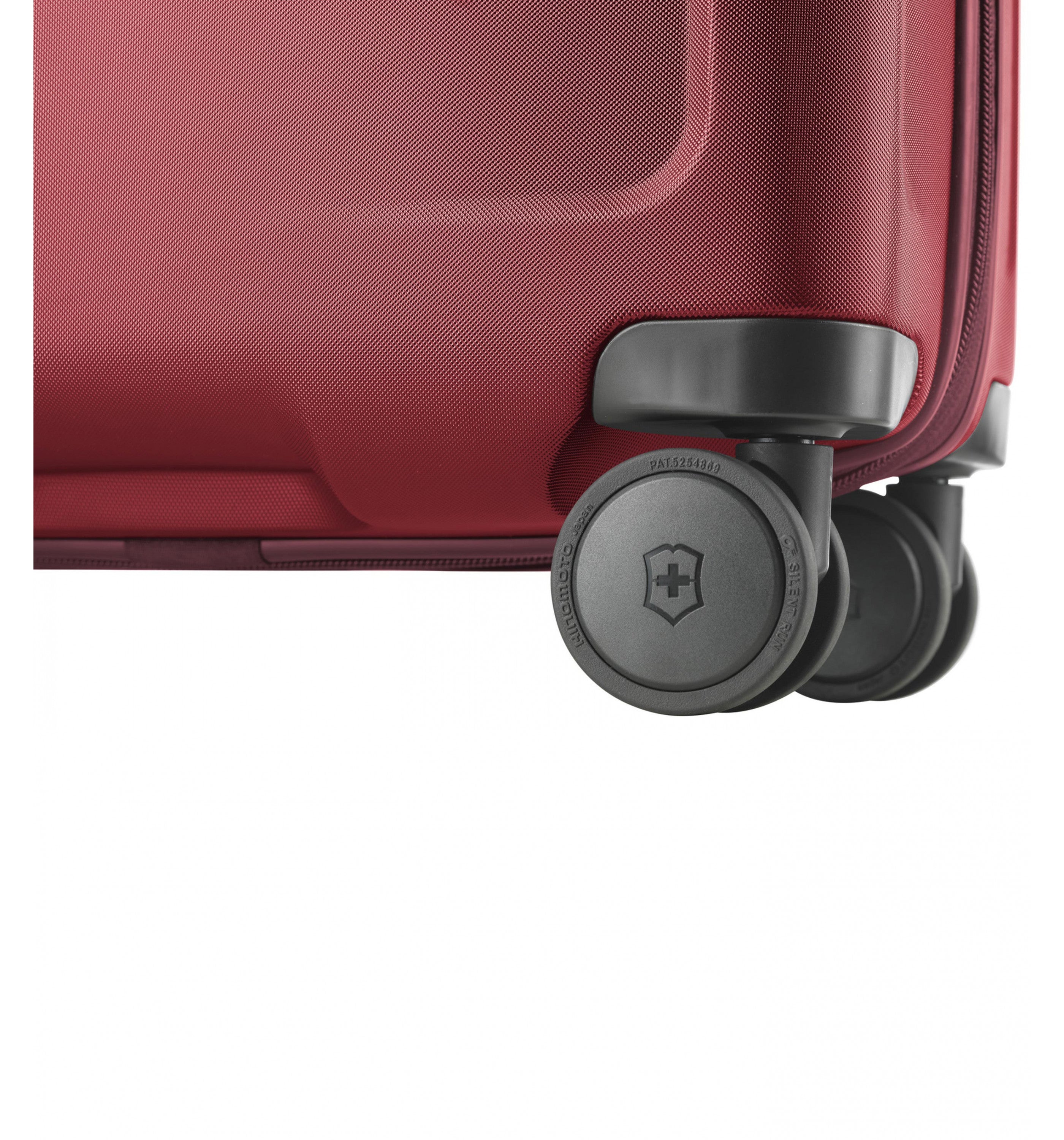 VICTORINOXCONNEX GLOBAL HARDSIDE CARRY-ON RED 55 CM