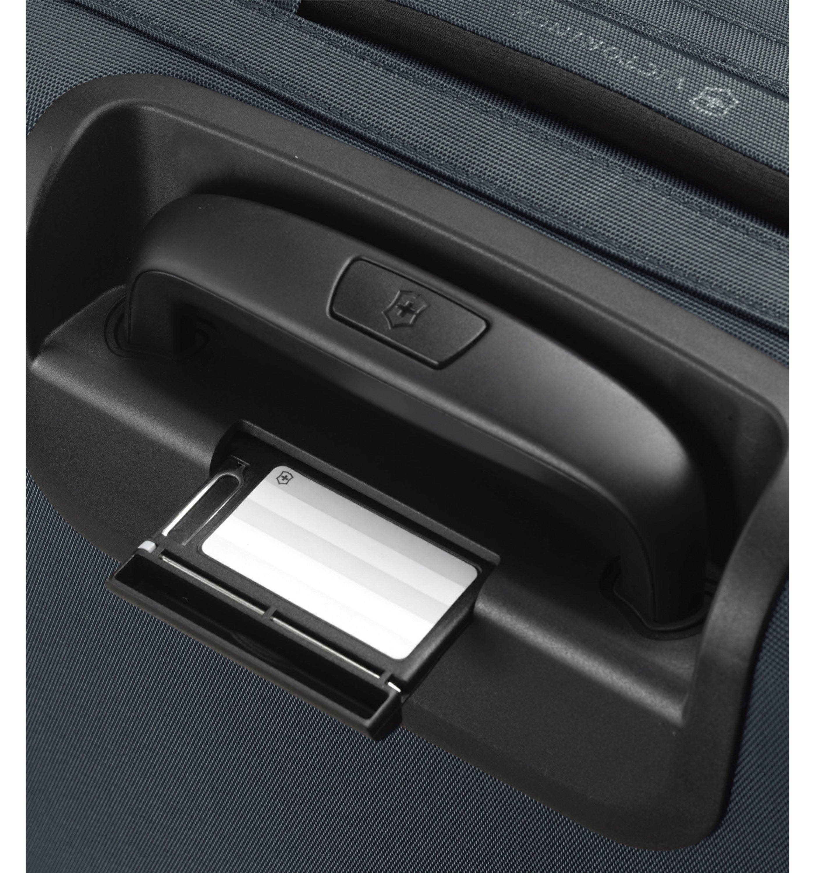 VICTORINOXCONNEX MEDIUM SOFTSIDE CASE DEEP LAKE 65 CM