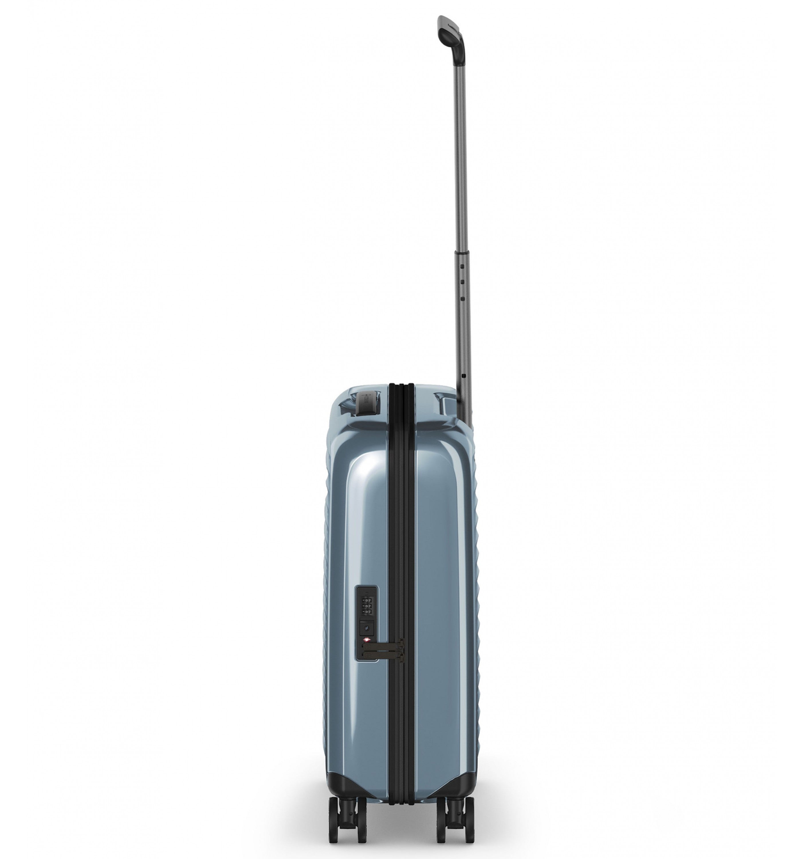 VICTORINOXAIROX GLOBAL HARDSIDE CARRY-ON LT BLUE 55 CM