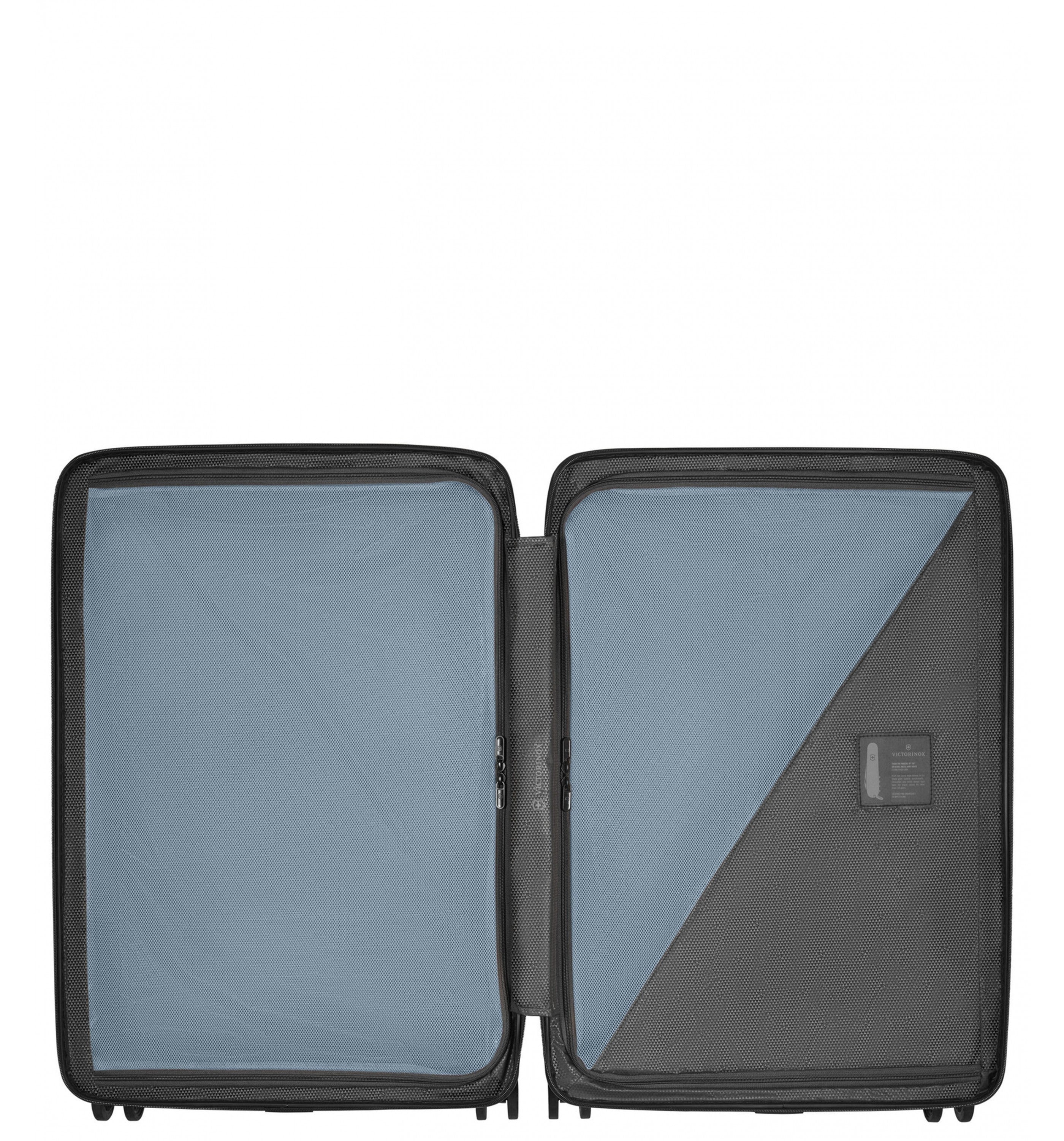 VICTORINOXAIROX MEDIUM HARDSIDE CASE LT BLUE 69 CM