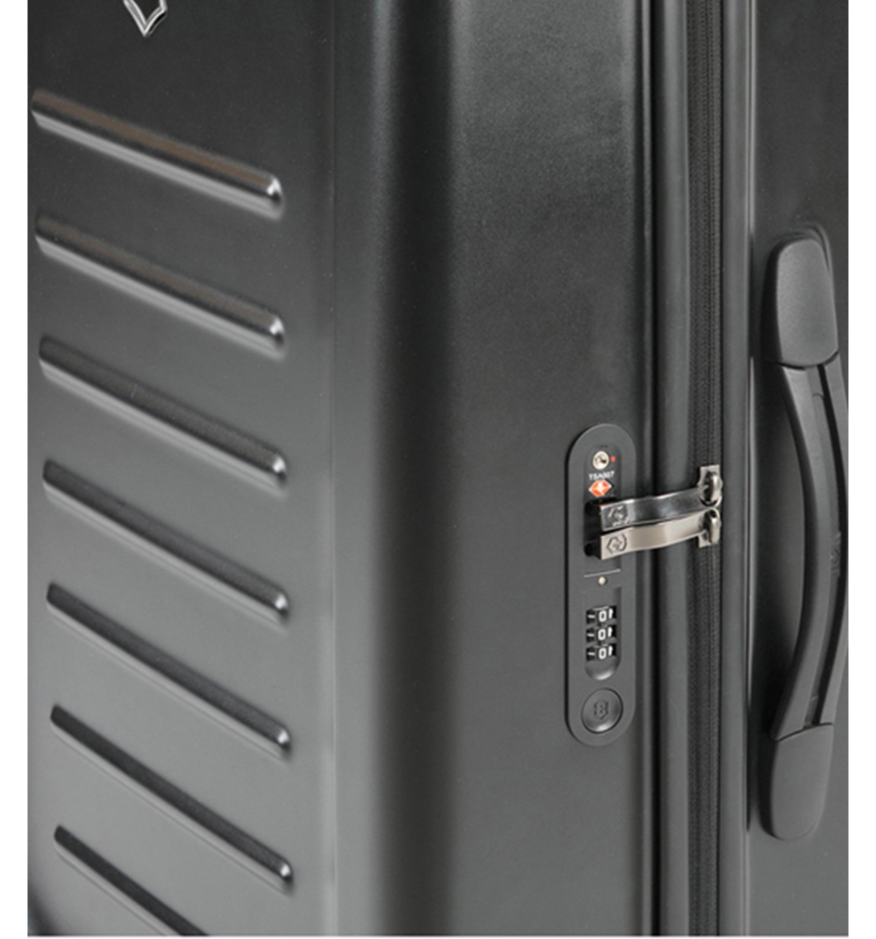 VICTORINOXSPECTRA 2.0 LUGGAGE BLACK 78 CM