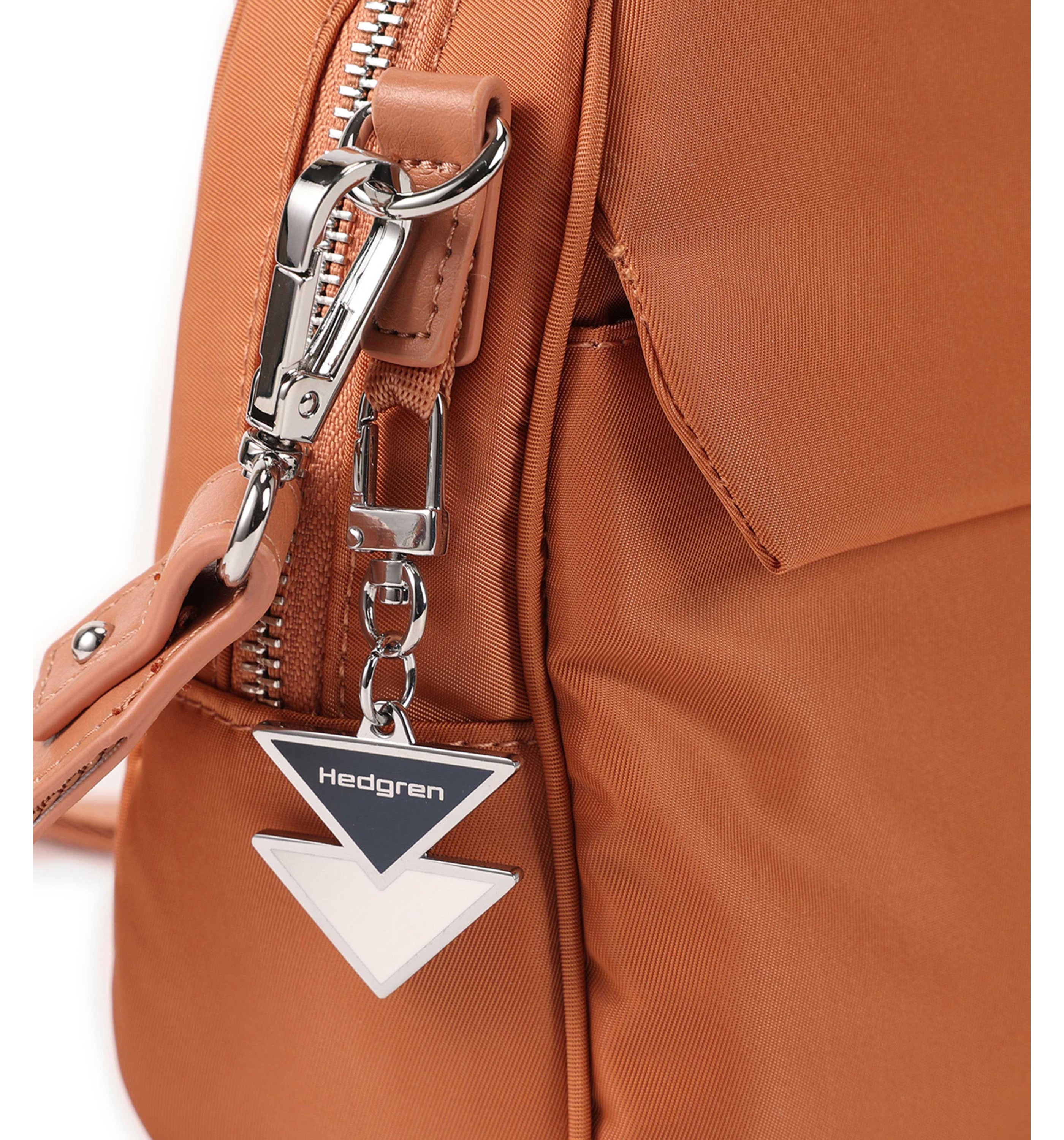 HEDGRENEven Shoulder Bag