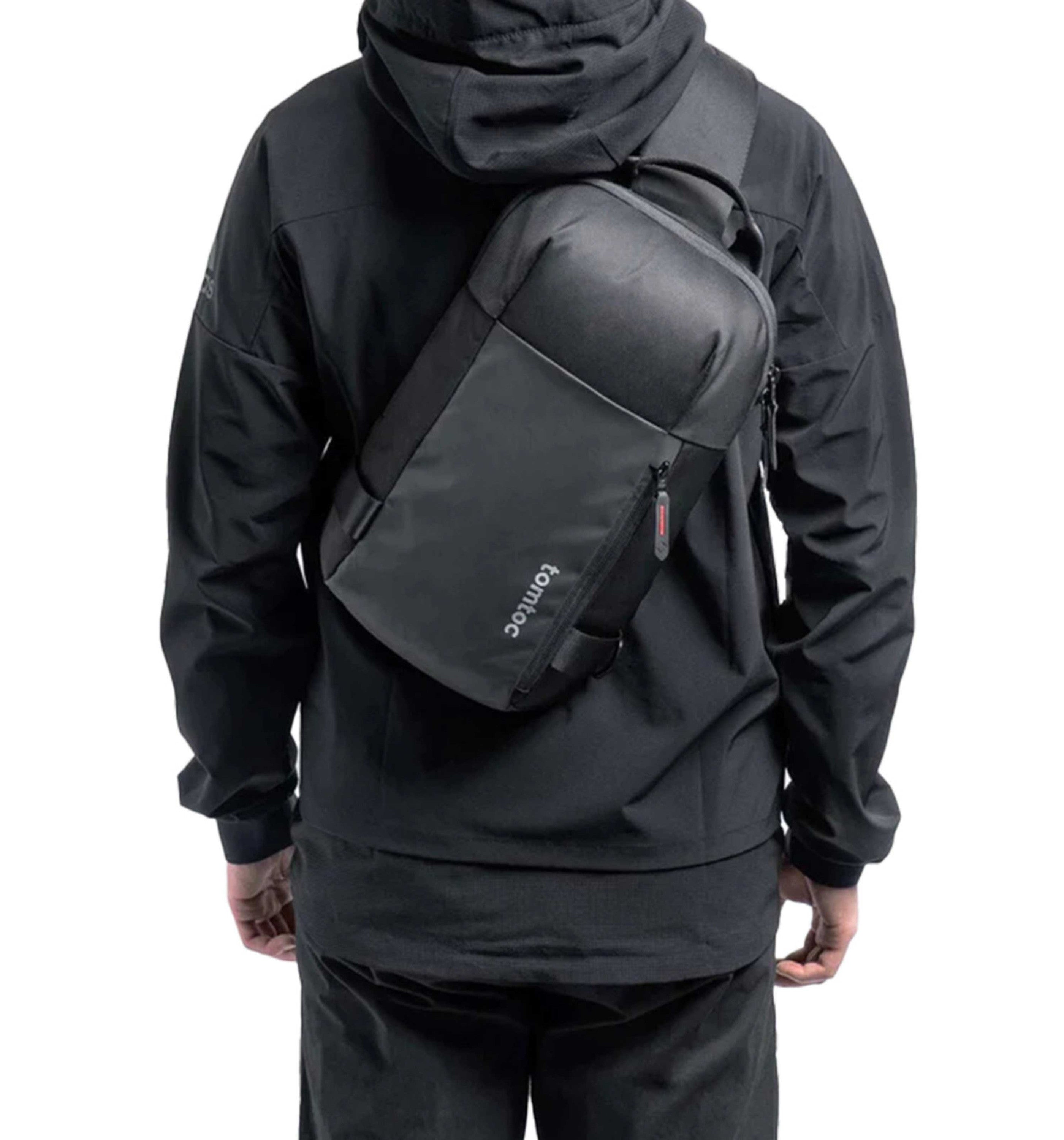 TOMTOCCrossbody / Sling Bag