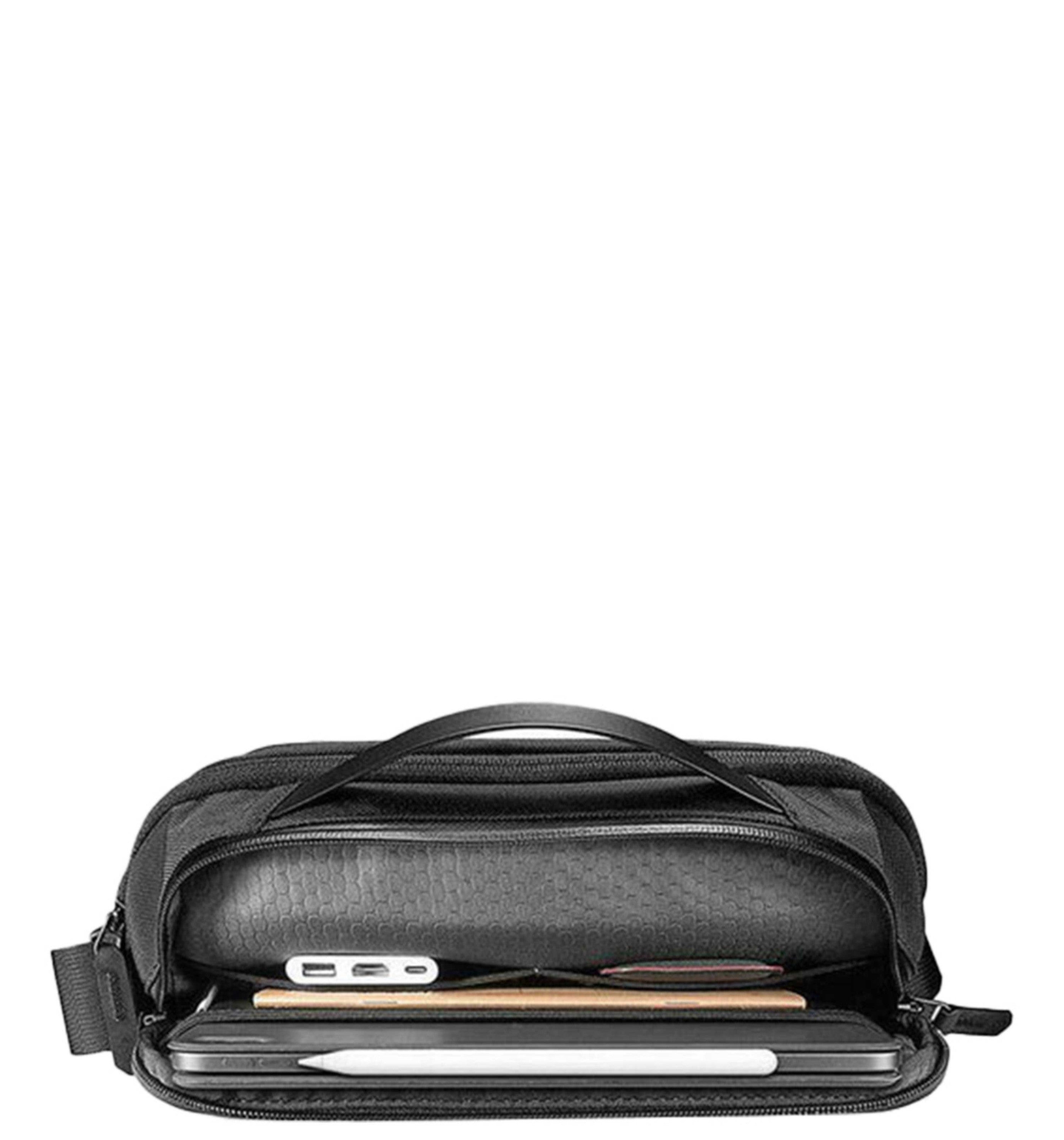 TOMTOCCrossbody / Sling Bag