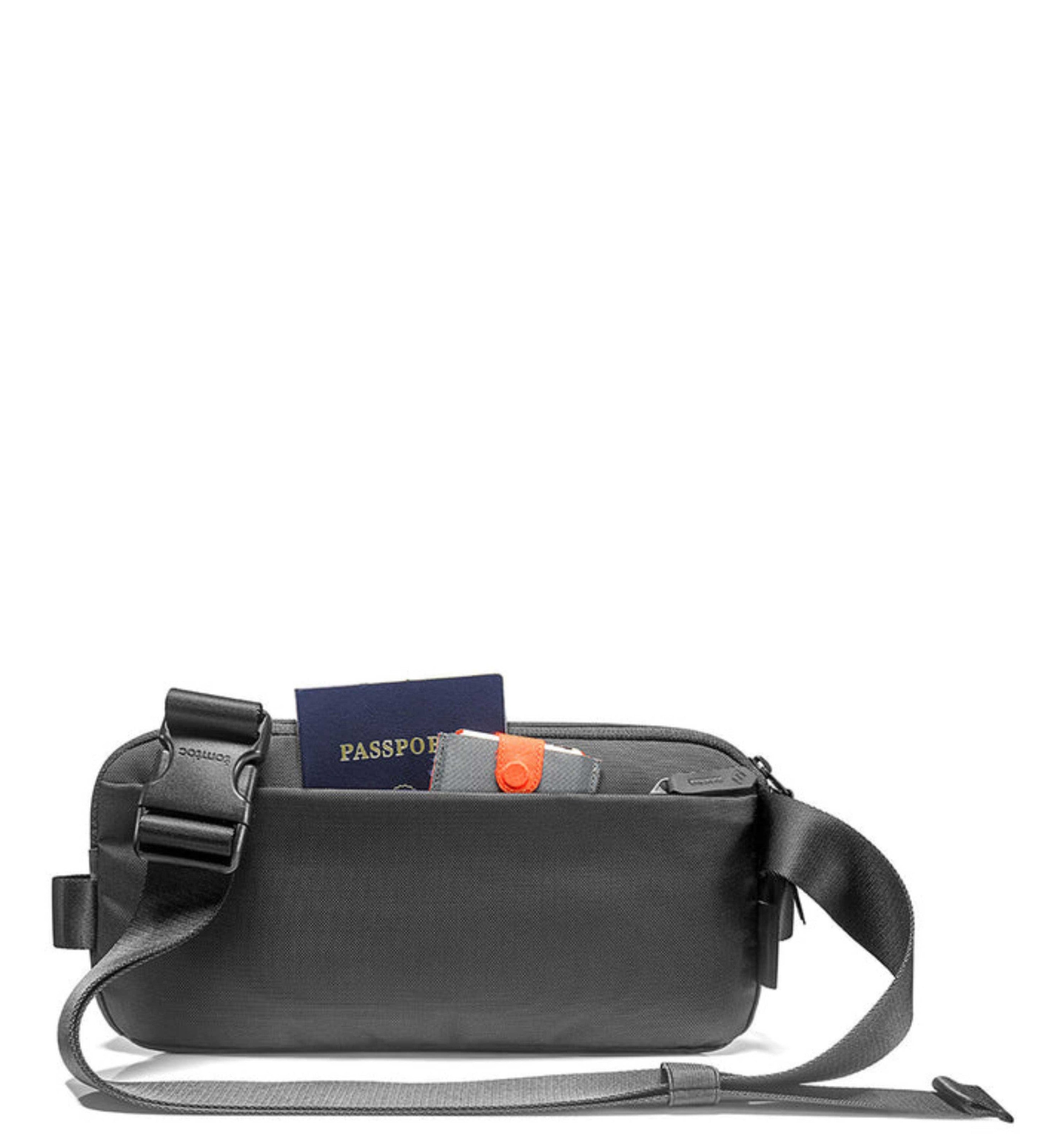 TOMTOCCrossbody / Sling Bag