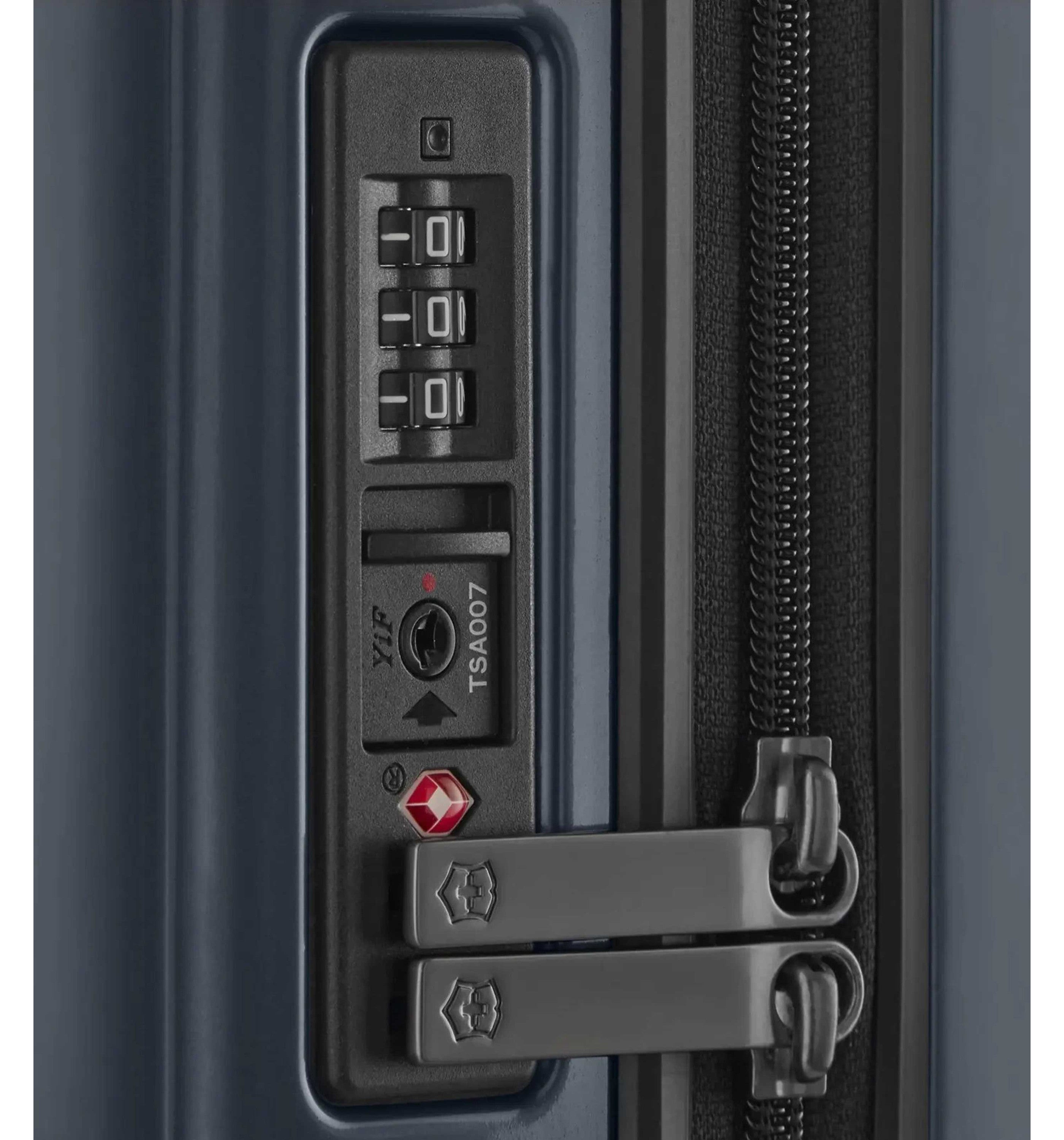 VICTORINOXAirox Global Hardside Carry-on Luggage