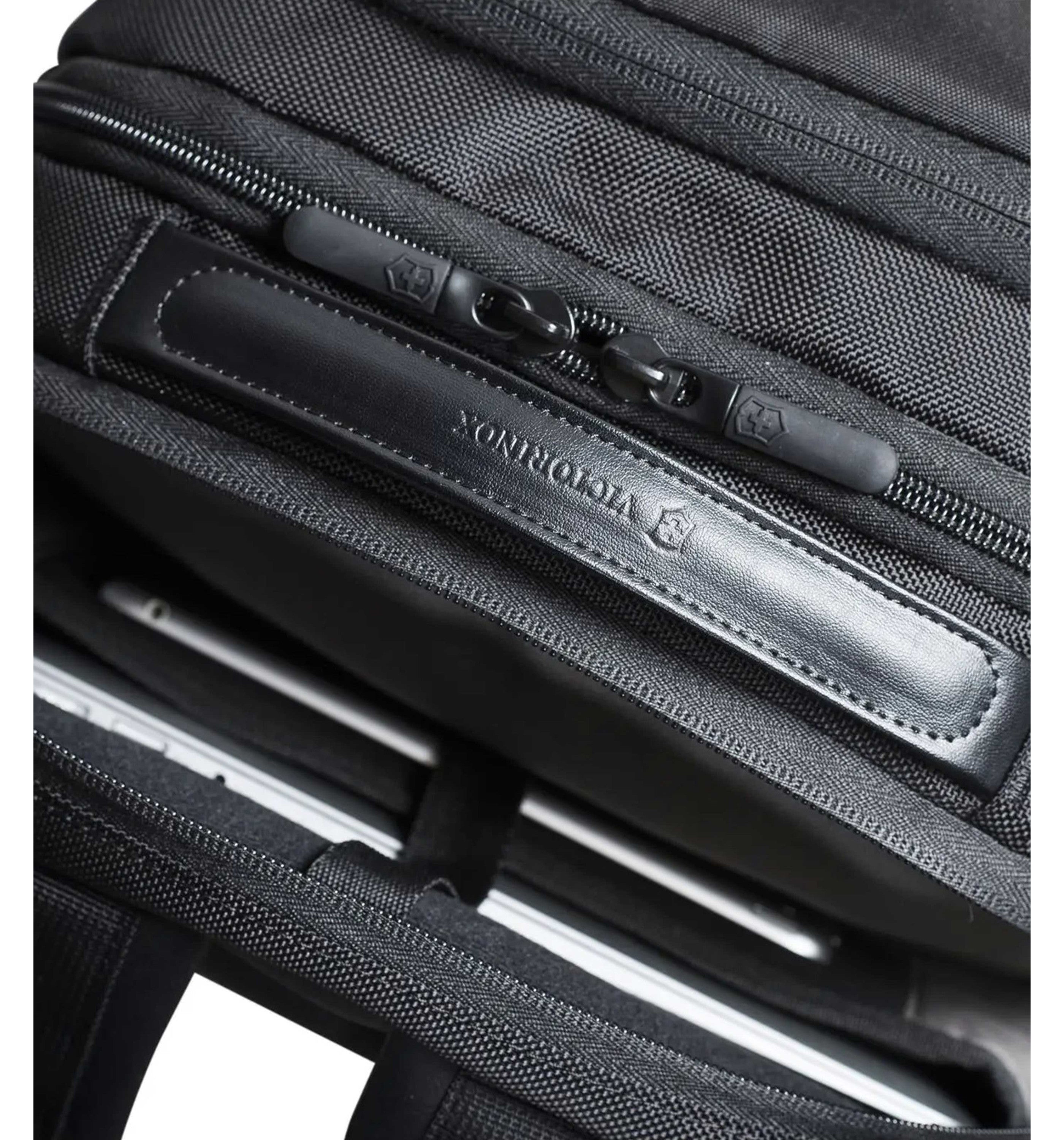 VICTORINOXAltmont Professional Deluxe Travel Laptop Backpack