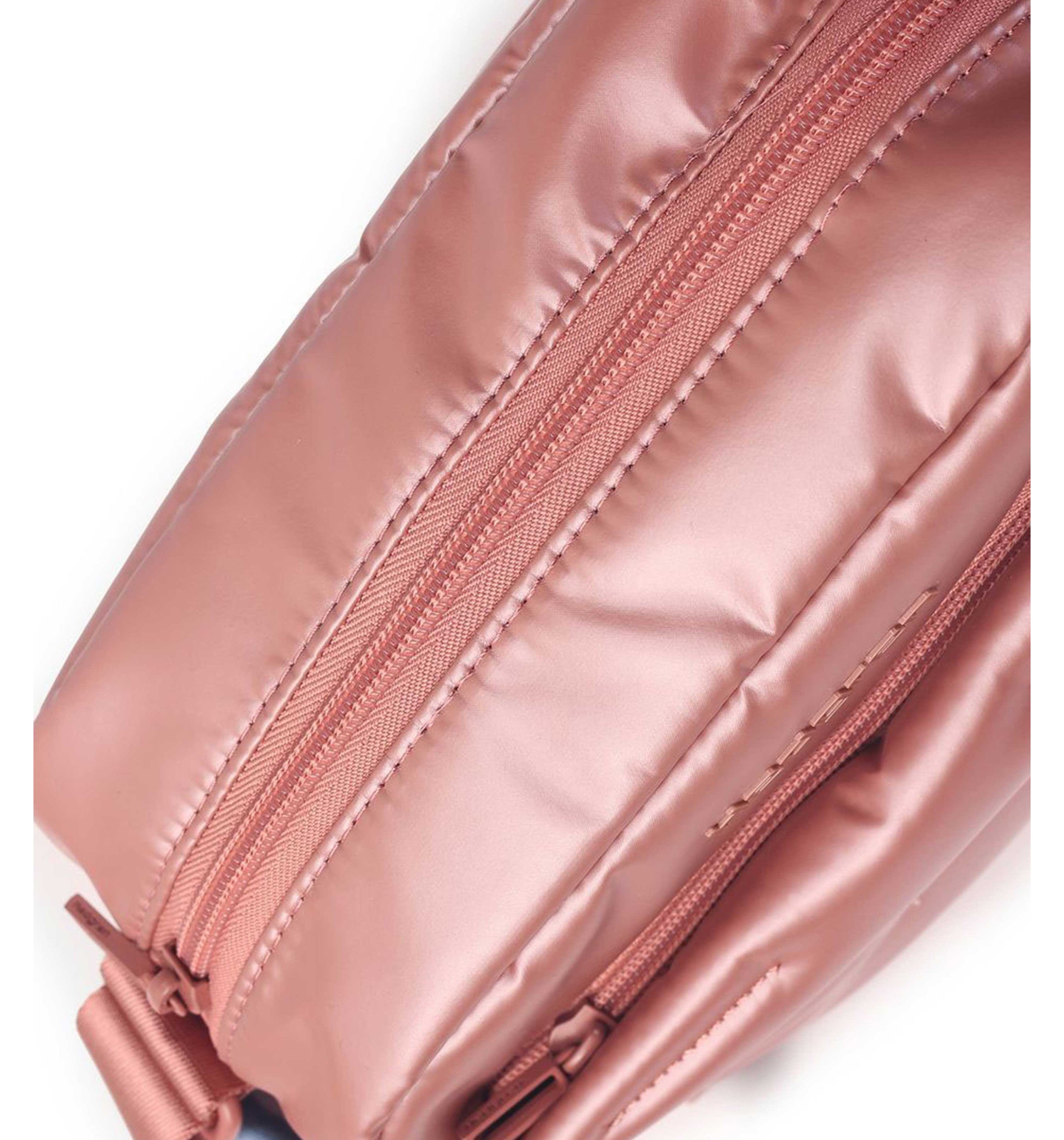 HEDGRENCozy Shoulder Bag