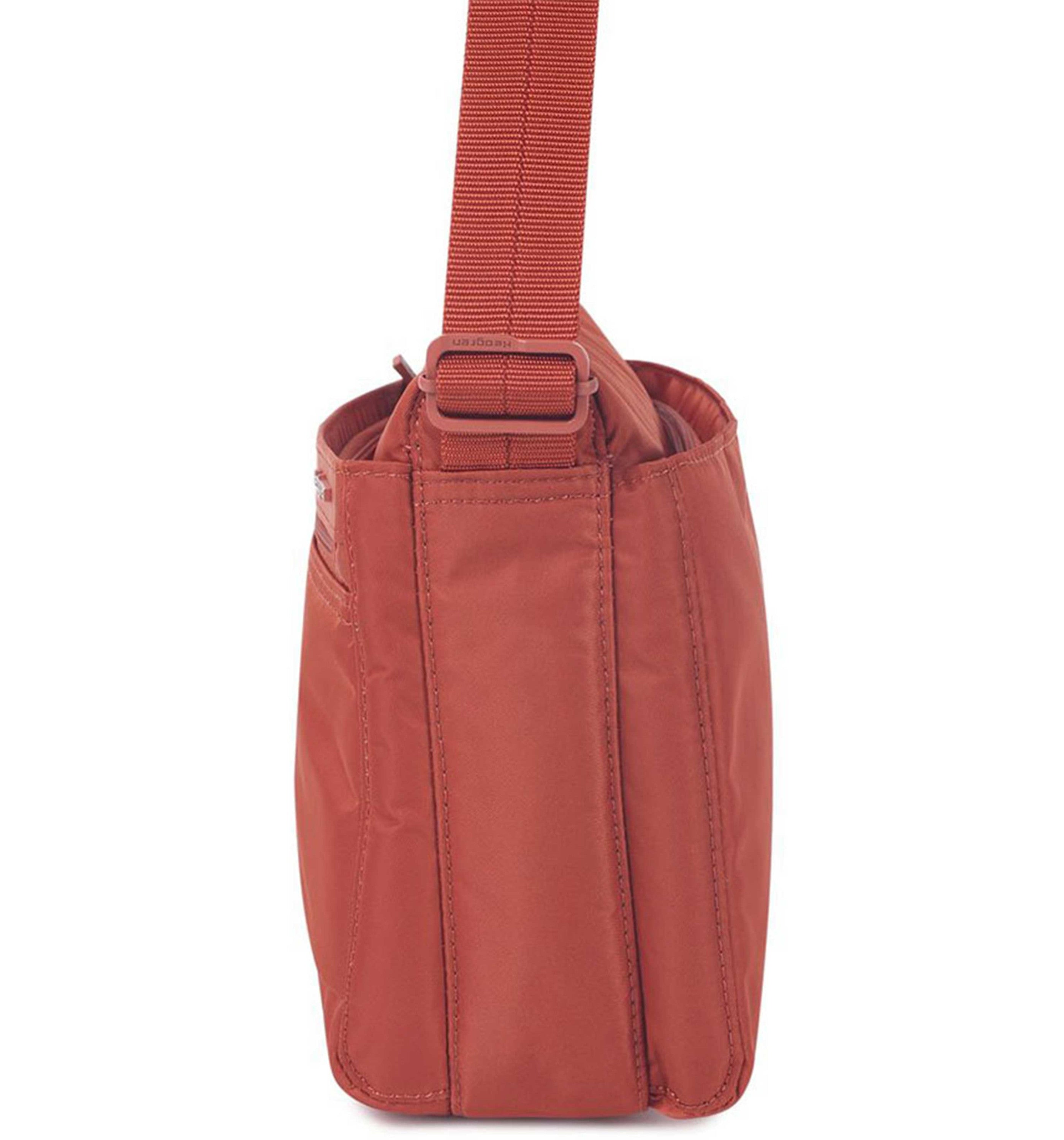 HEDGRENEye M Sling Bag