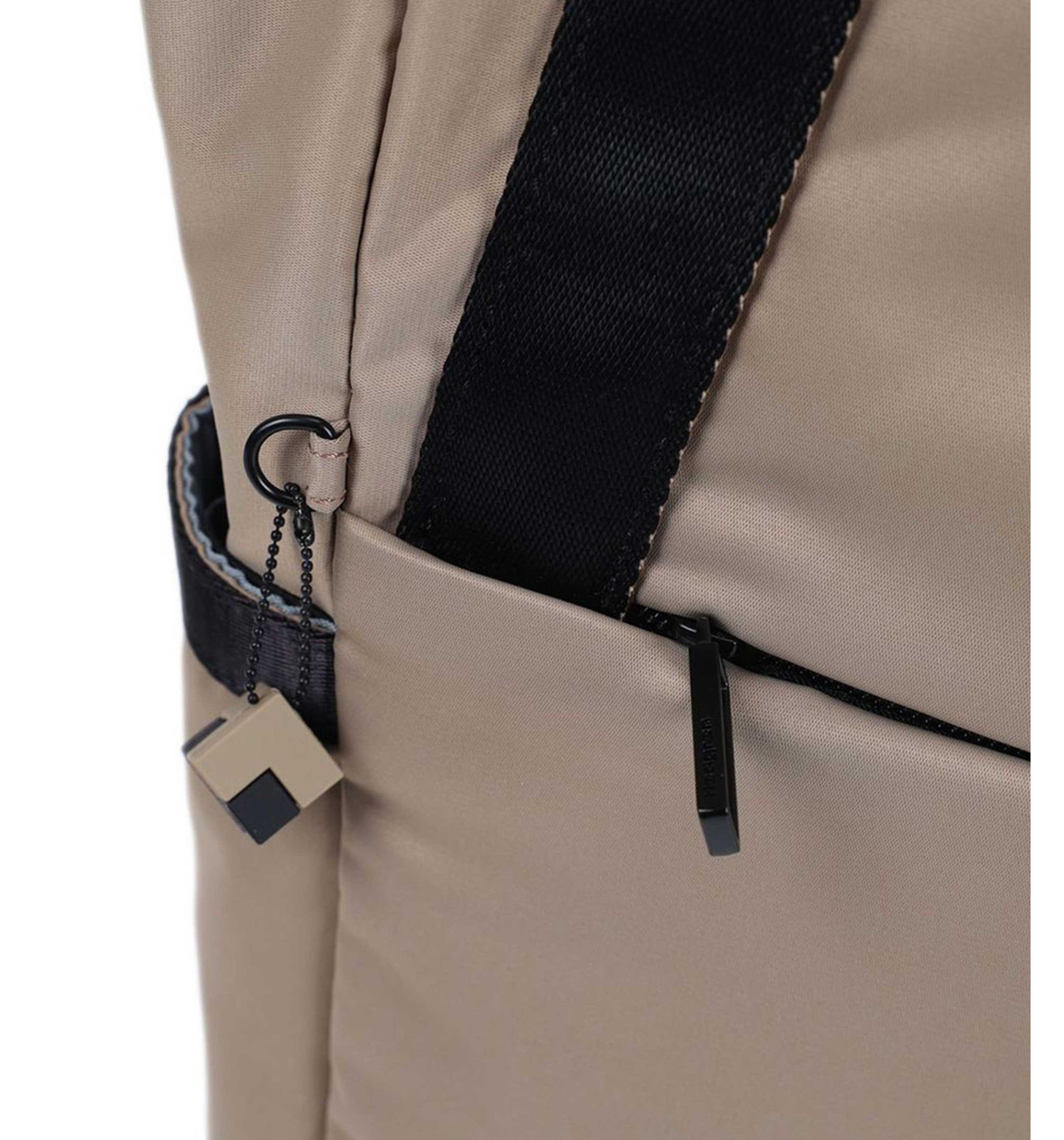 HEDGRENSolar Backpack