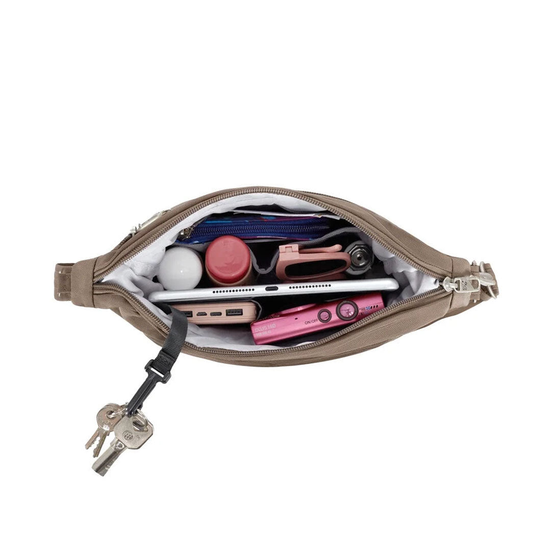 TRAVELONTravelon Classic Messenger - Hazelnut
